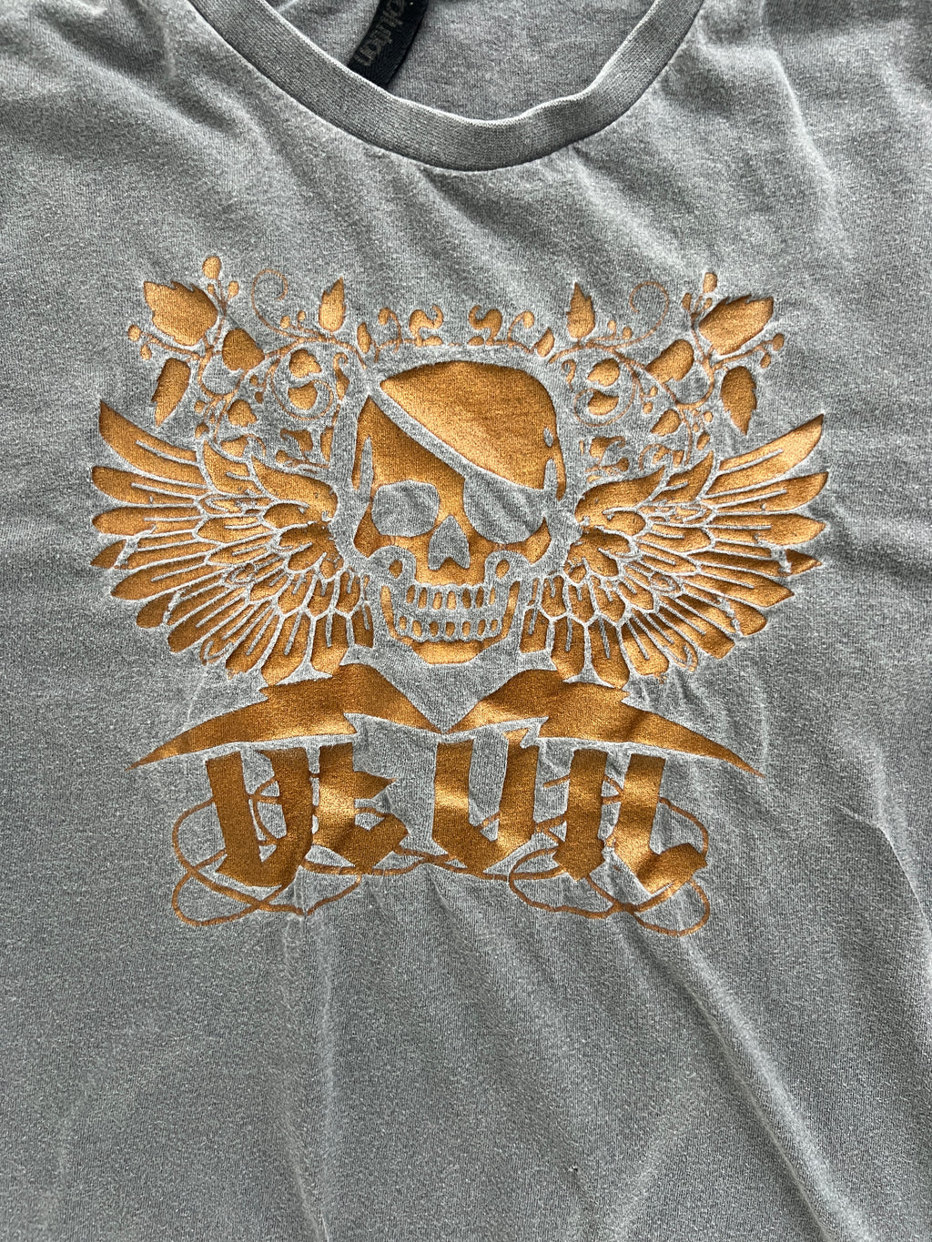 Revolution Skull Print Distressed T-Shirt - Size S