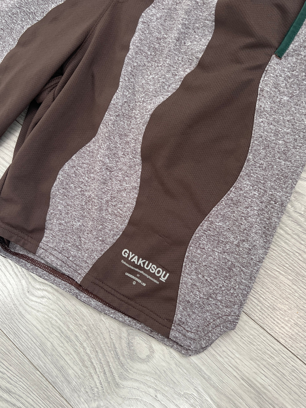 Nike Gyakusou 2013 Wave Panelled Tech Shorts - Size L