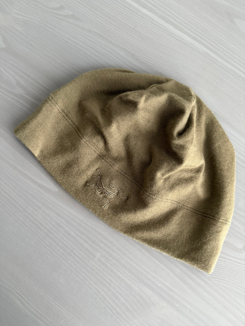 Arc'teryx LEAF RHO LTW Beanie in Crocodile Green