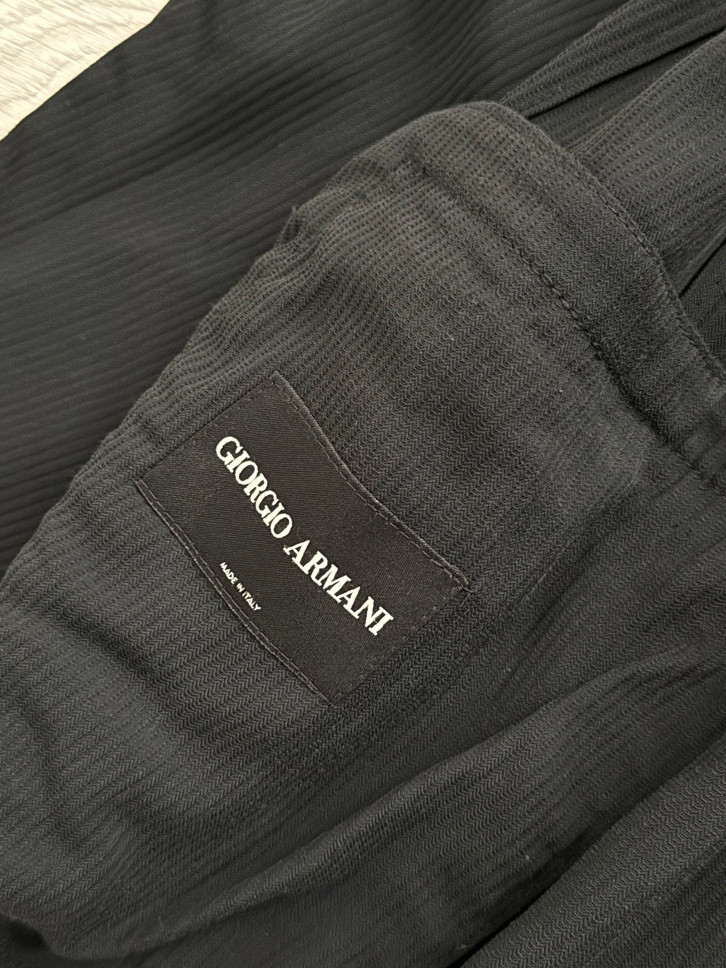 Giorgio Armani 1990s Black Pleated Wool Suit - Size L Jacket / 36" Waist