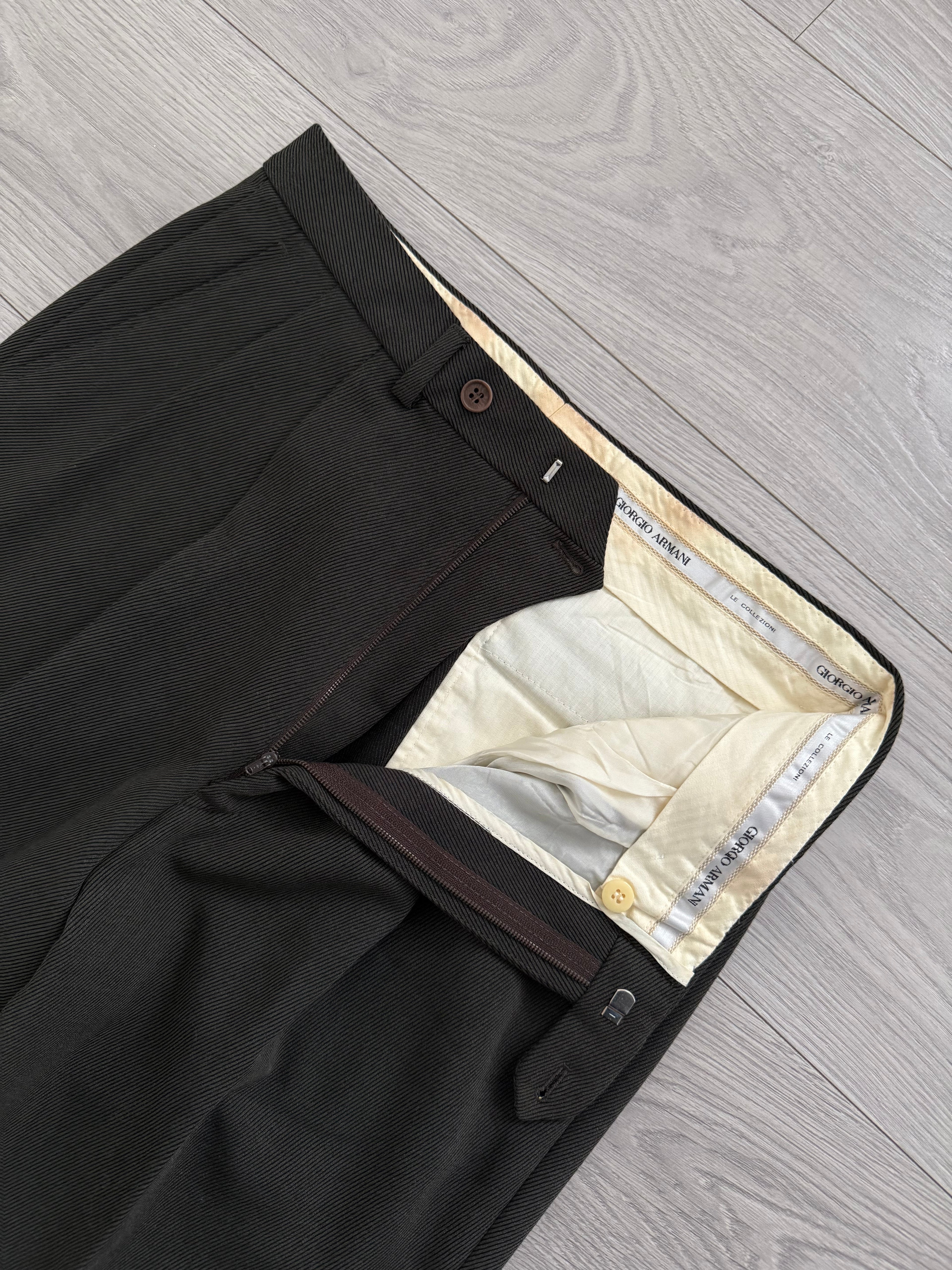 Giorgio Armani 1980s Double Breasted Pleated Wool Suit Forest Green New - Size L Jacket / 32" Waist `