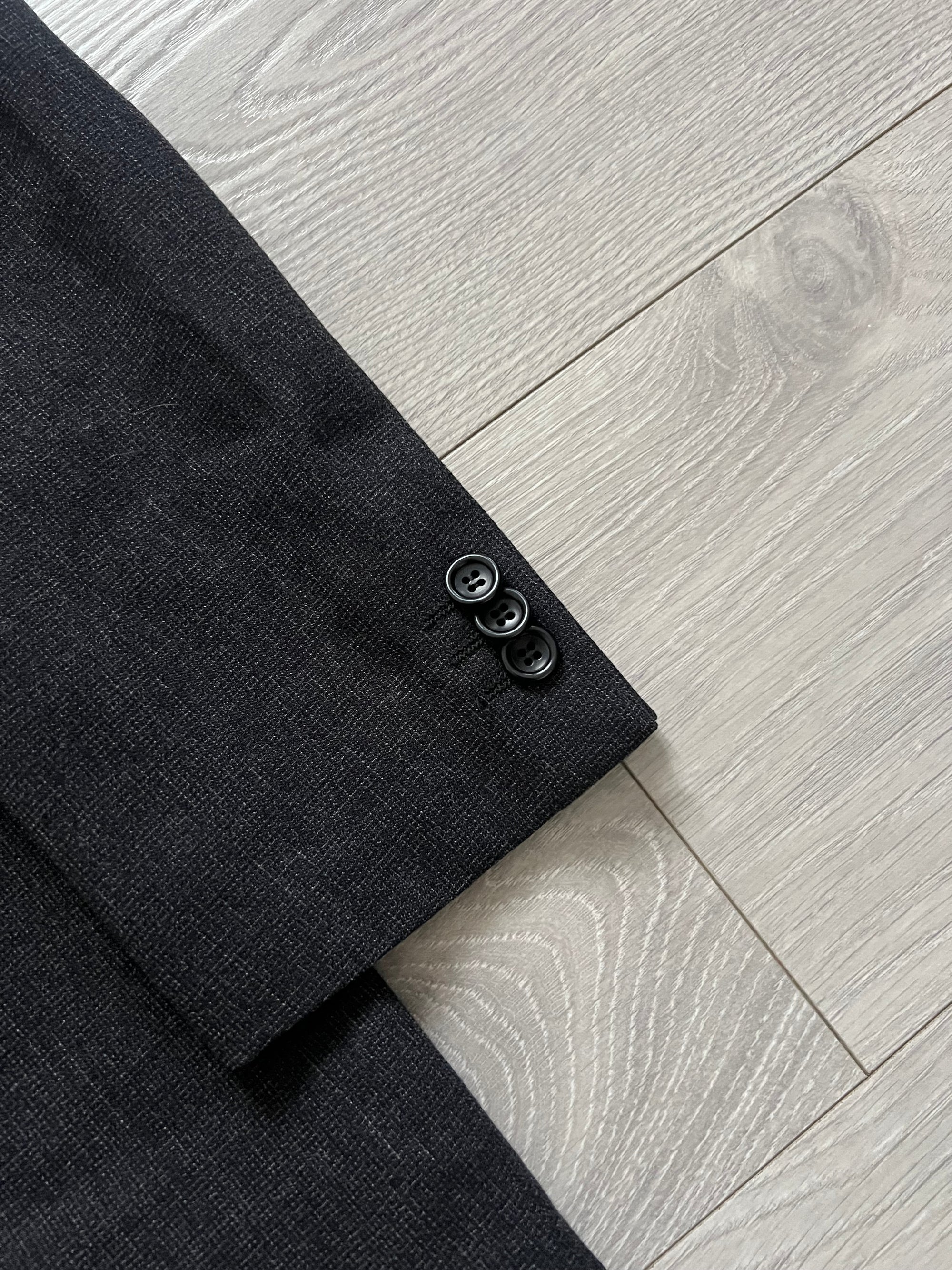 Armani 1990s Pleated Grey Relaxed Suit - M Jacket / 30" Waist