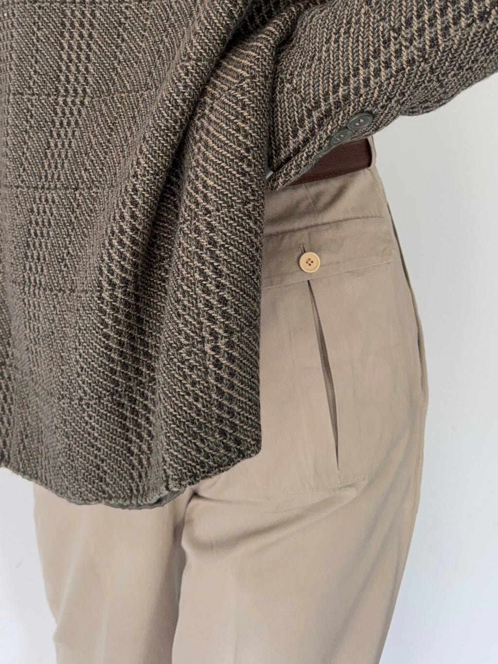 Versace 1980s Double-Pleat Beige Pants - Size 29" Waist