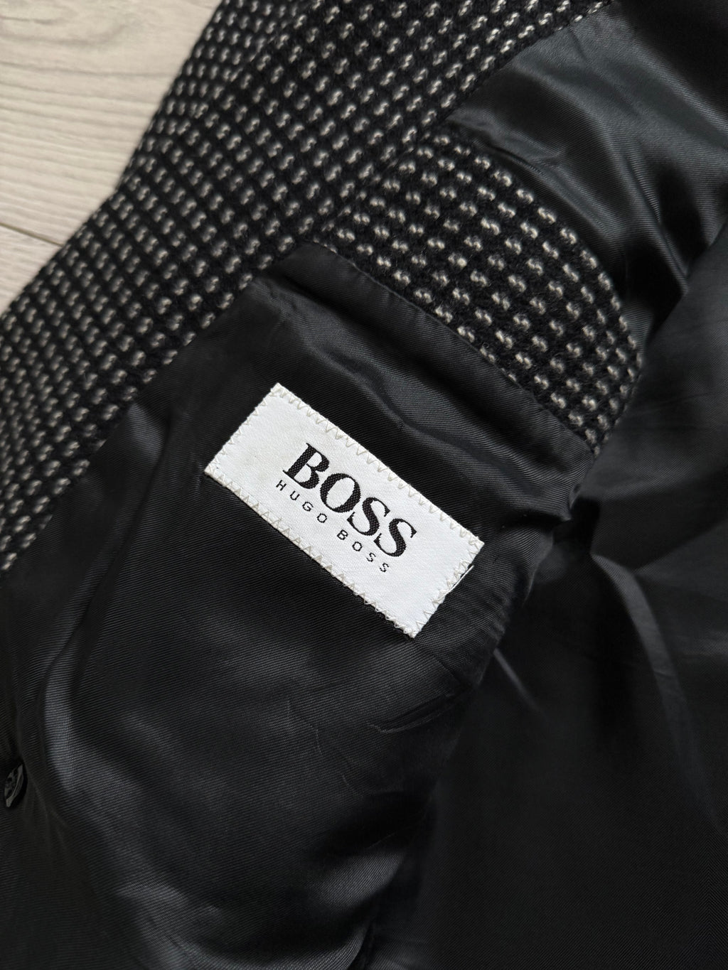 Hugo Boss 1980s Wool Cashmere Peaked Lapel Double Breasted Textured Sport Jacket Blazer - Size XL