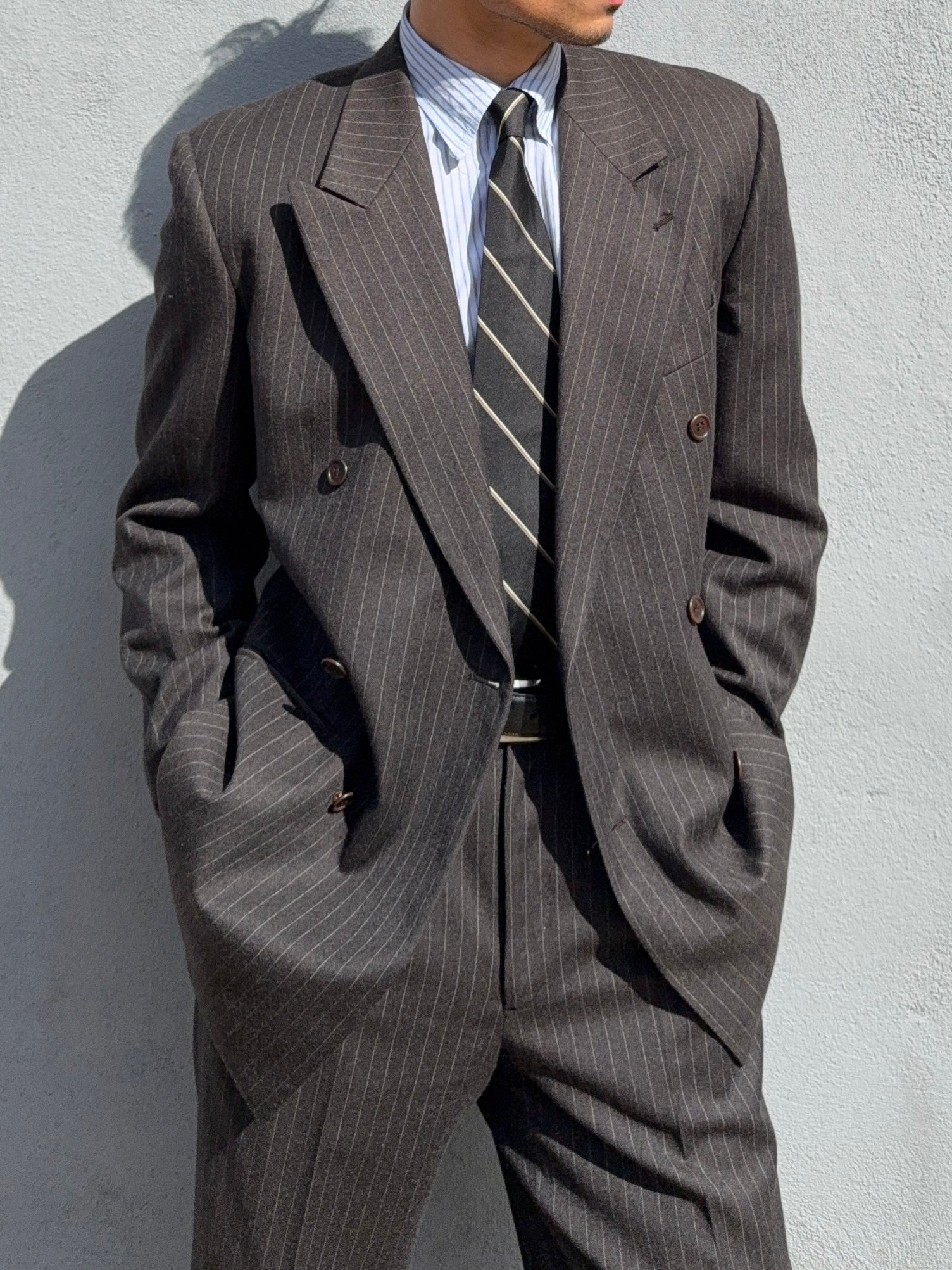 Valentino 1980s 6B Double Breasted Charcoal Wool Power Suit - Size M Jacket / 31" Waist