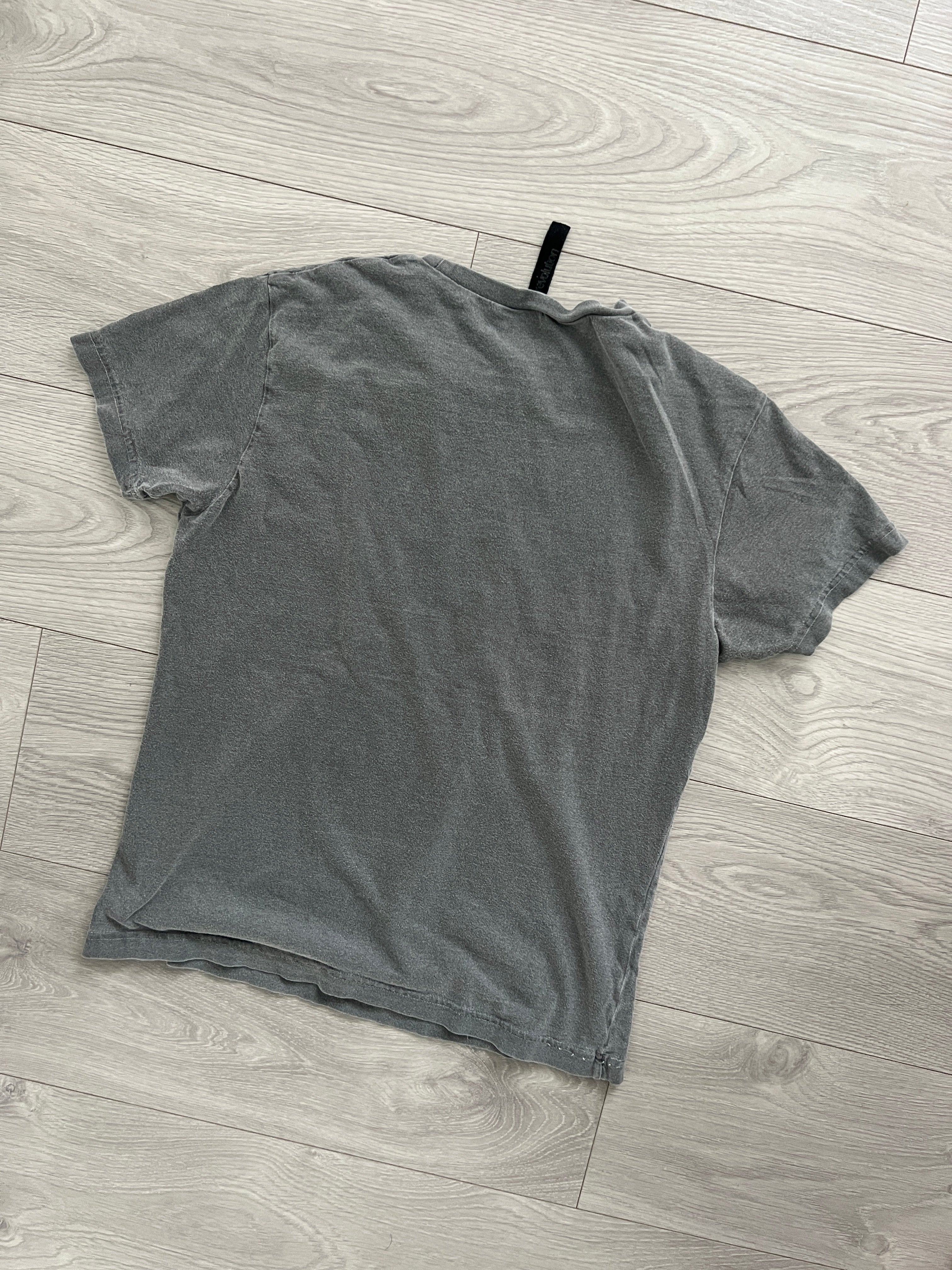 Revolution Skull Print Distressed T-Shirt - Size S