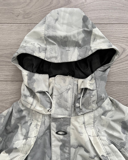 Oakley FW2008 Sample Camo Magnetic Flap Hidden Vent Pocket Jacket - Size L