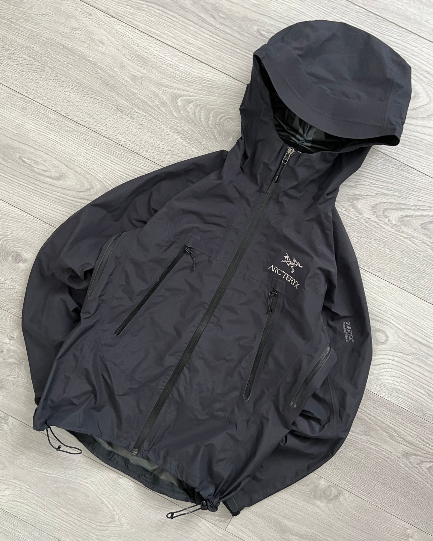 Arcteryx 00s Beta SL Gore-Tex Paclite Shell Jacket - Size S Womens / XS Mens