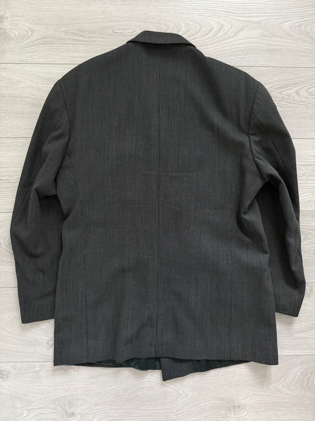 Vintage 1980s Peaked Lapel Double Breasted Pleated Wool Textured Grey Suit - Size XL Jacket / 36" Waist