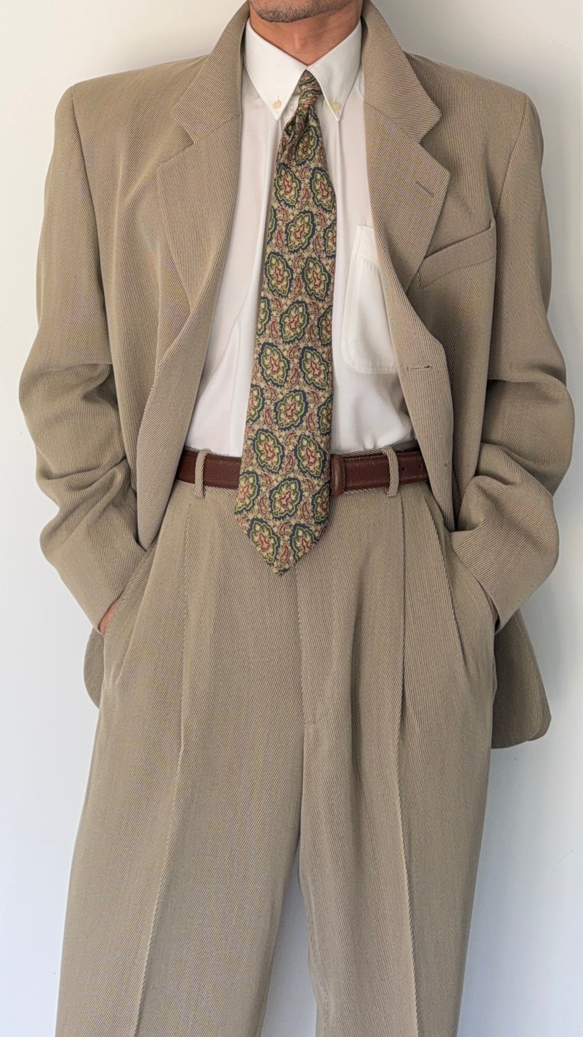 Emporio Armani 1990s Crepe Twill Weave 3B Double-Pleated Suit Sand Beige - Size M Jacket / 32" Waist