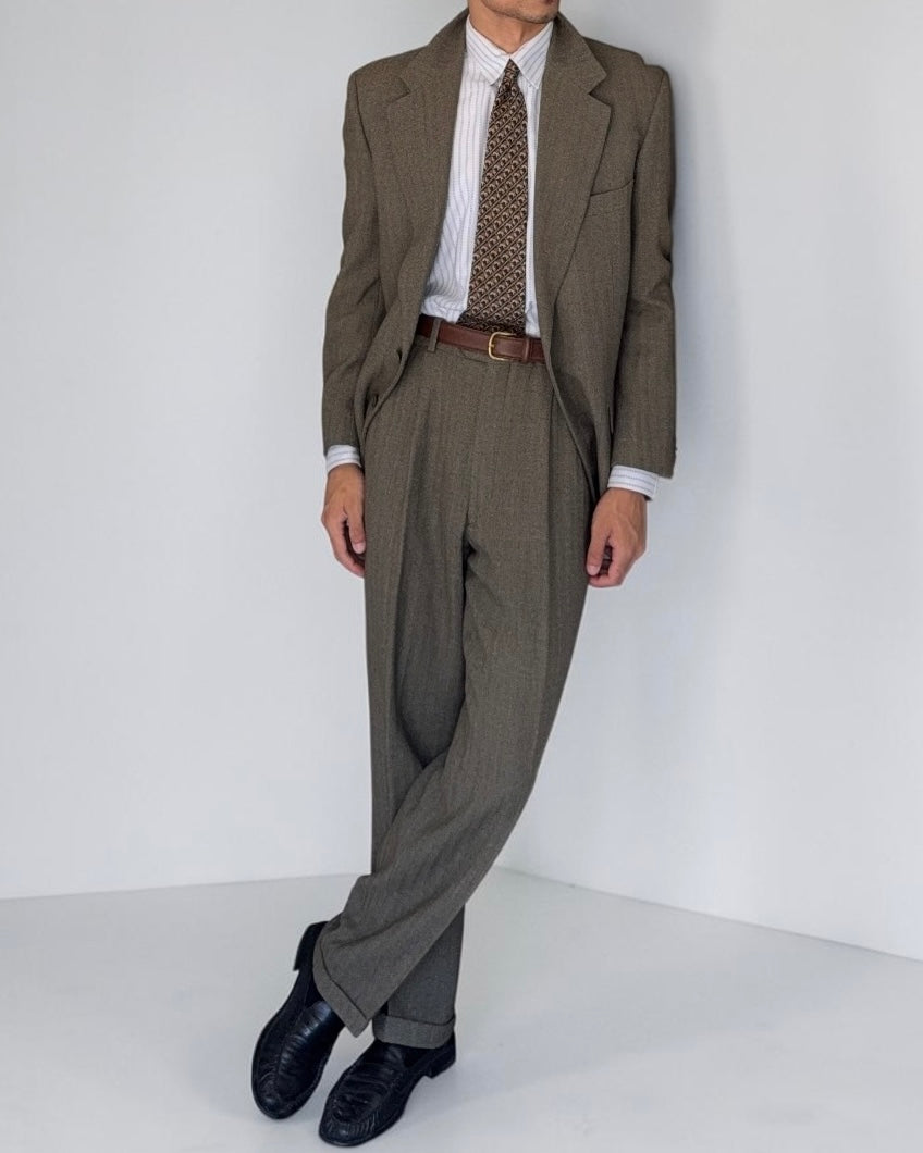Calvin Klein 1990s 2B Herringbone Wool Double Pleat Suit Khaki Green - Size M Jacket / 32" Waist