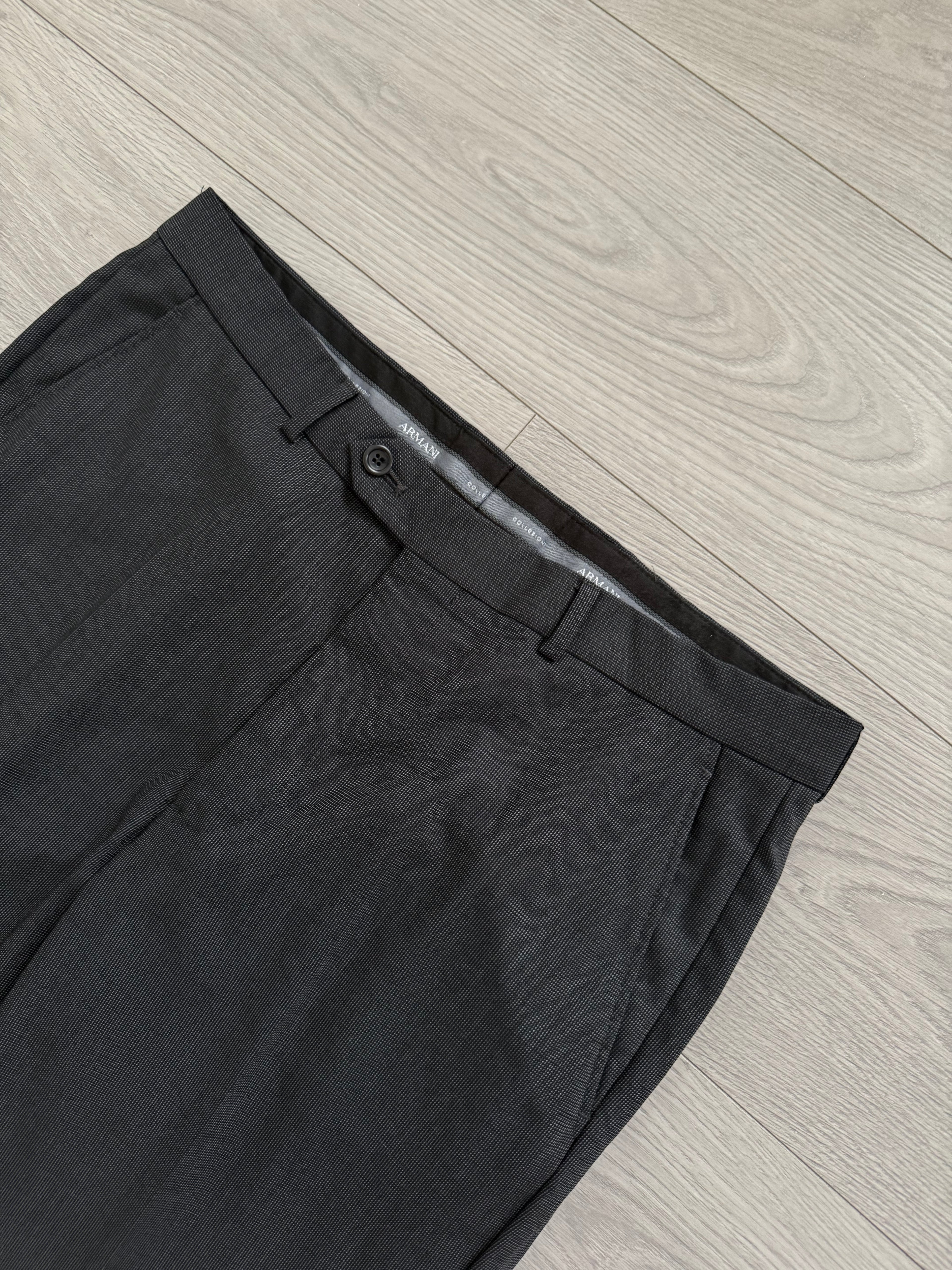 Armani 1990s 3B Charcoal Grey Pleated Wool Suit - Size L Jacket / 34" Waist