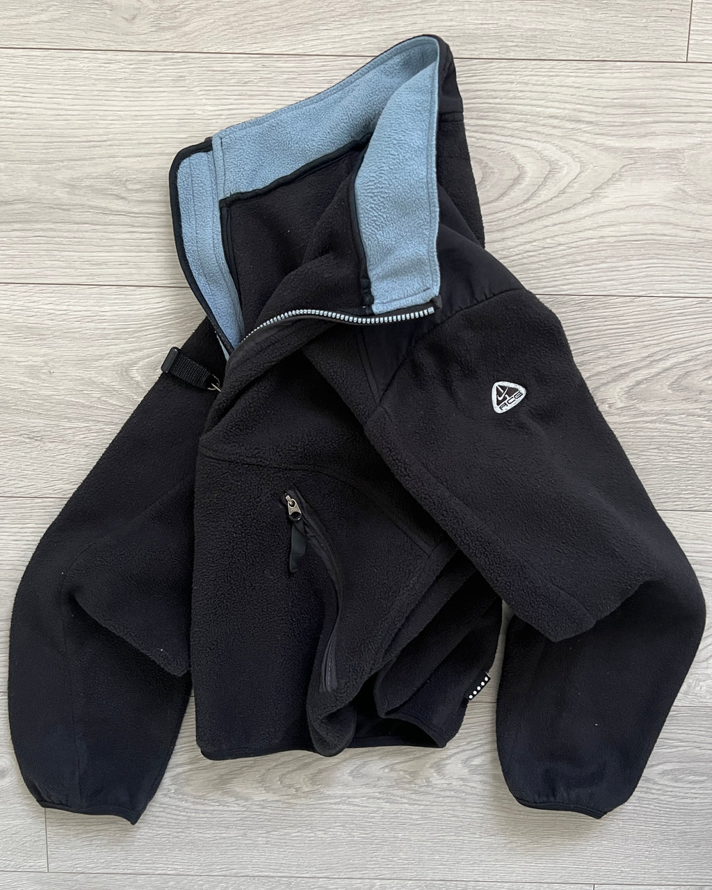 Nike ACG 00s Lungs Era Fleece Jacket - Size Small