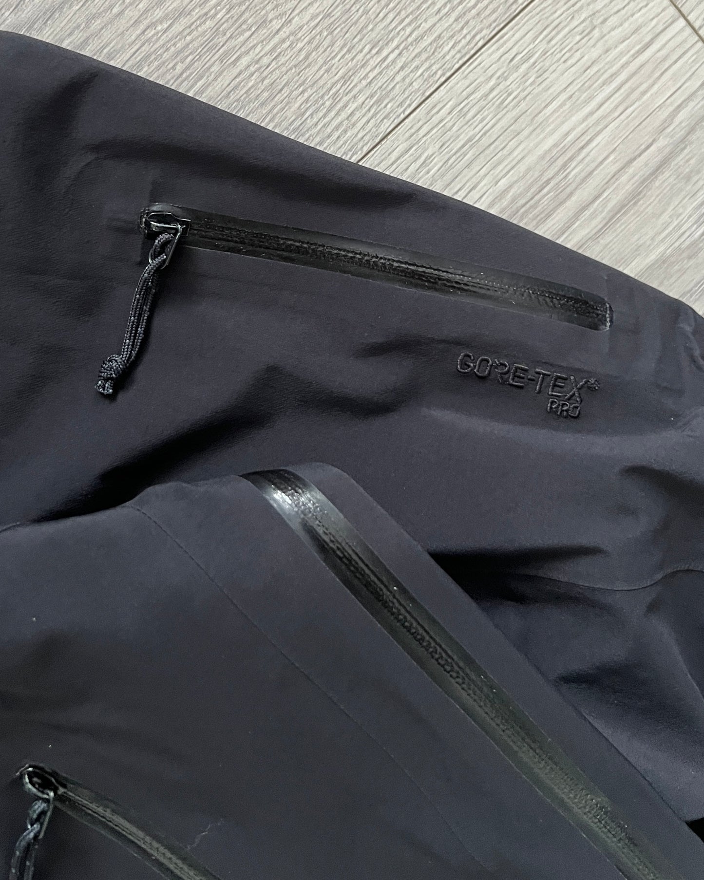 Arcteryx Beta SV Gore-Tex Pro Jacket - Size M