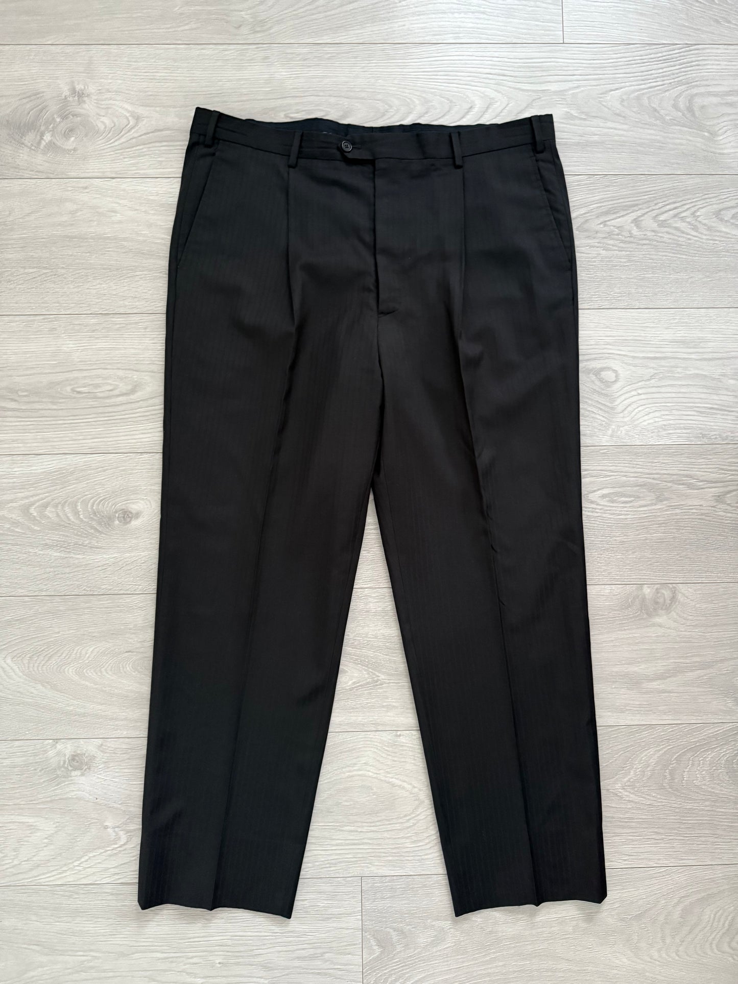 Armani 1990s 2B Pleated Wool Suit - Size XL Jacket / 40" Waist