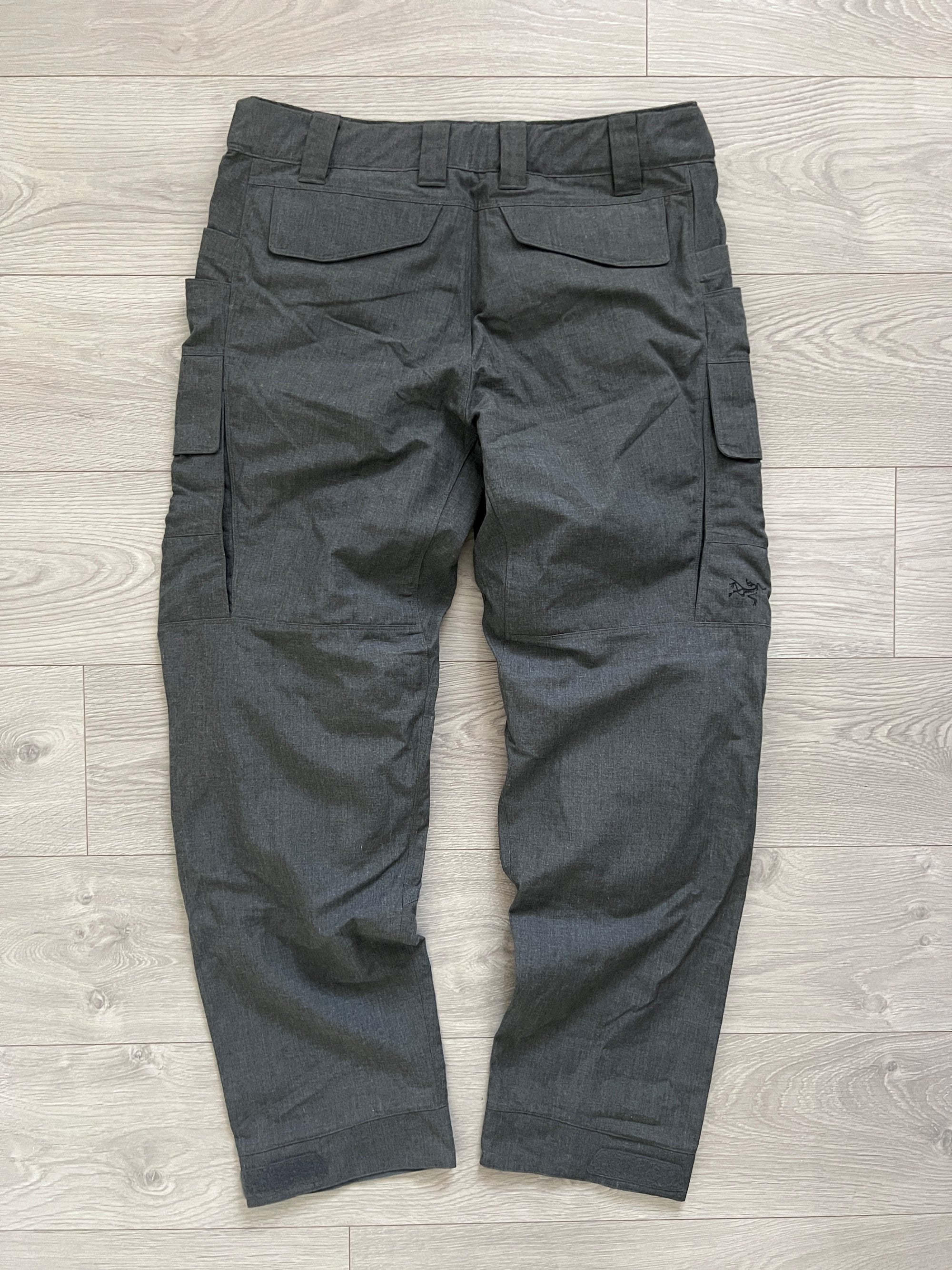 Arcteryx LEAF SMU Assault FR Combat Utility Pants Wolf Grey - Size S & M