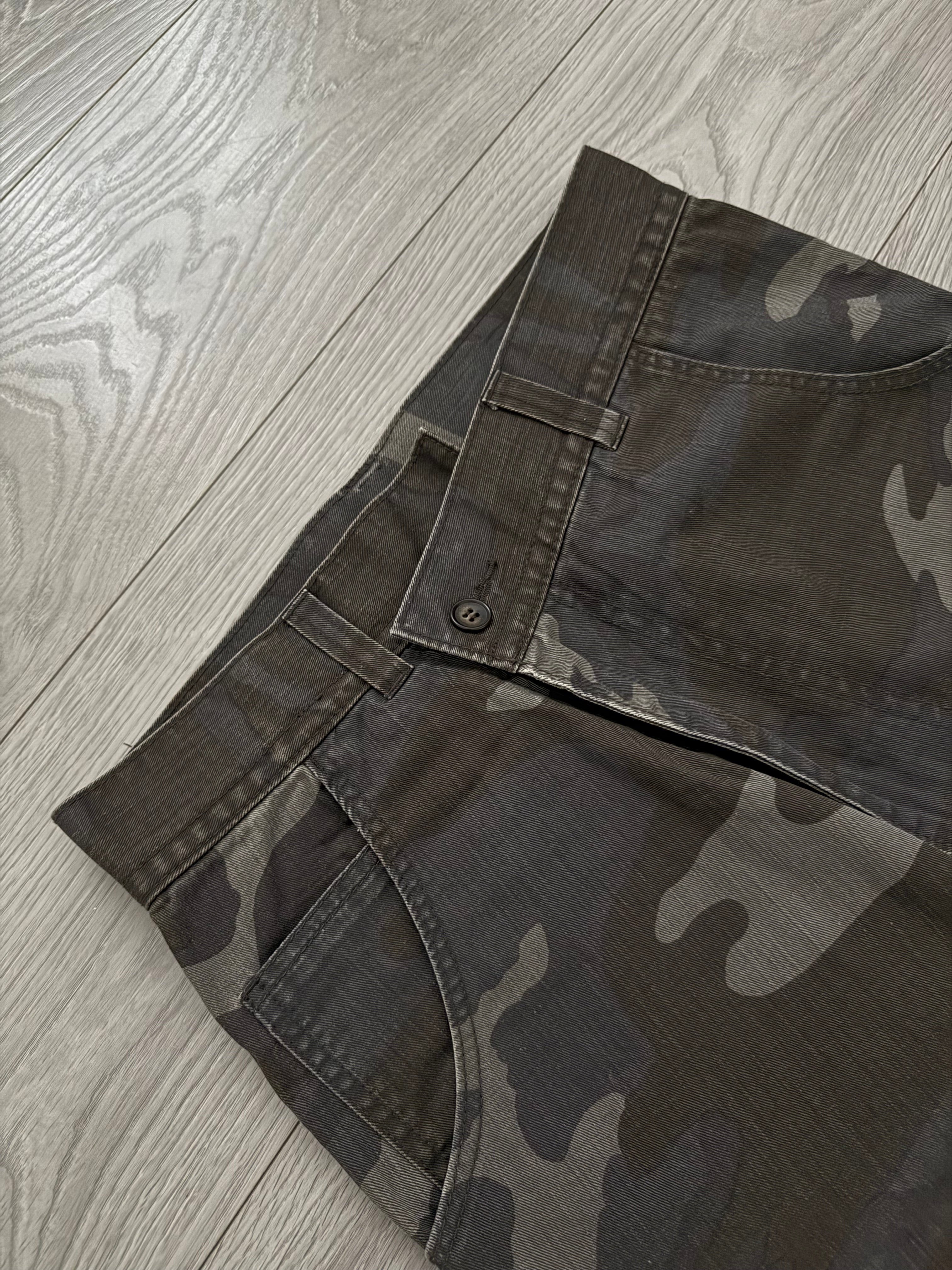 Final Home 2003 Asymmetrical Fly Camo Pants - Size 30