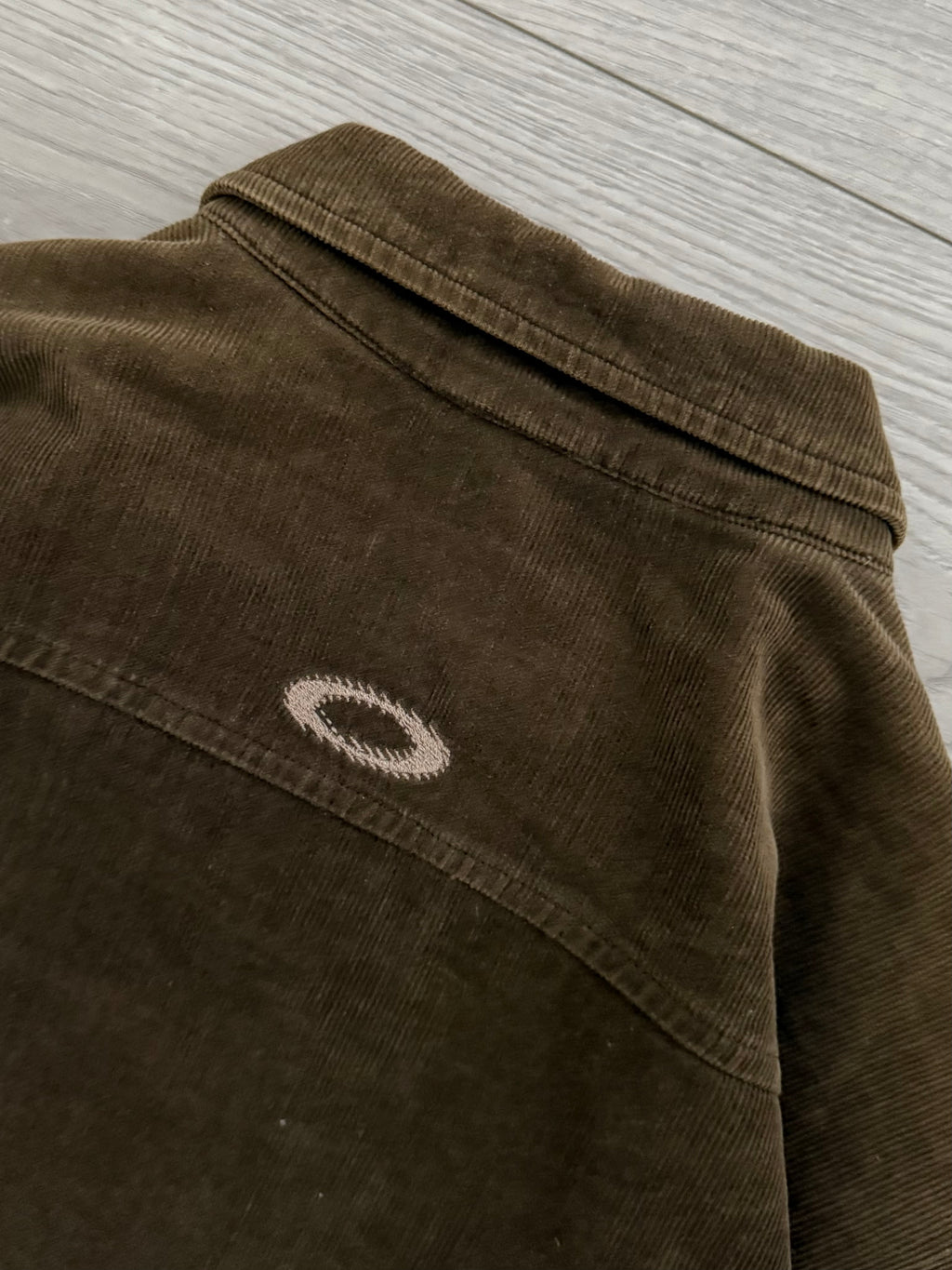 Oakley FW2004 Motion Logo Insulated Corduroy Shirt - Size M