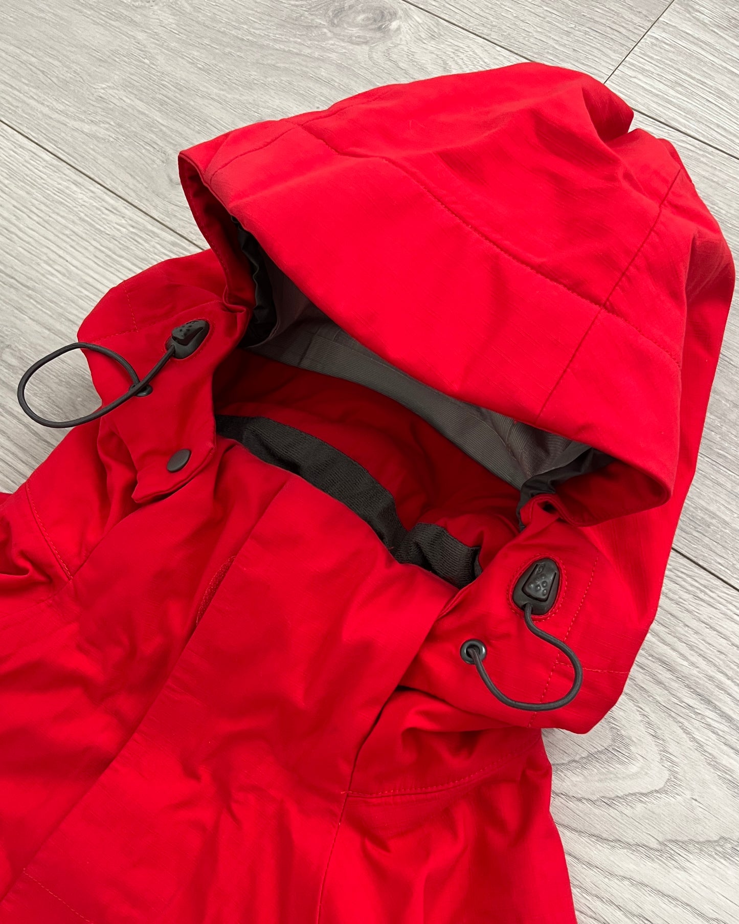 Salomon 00s Red Tri-Tone Waterproof Technical SmartSkin Jacket - Size L