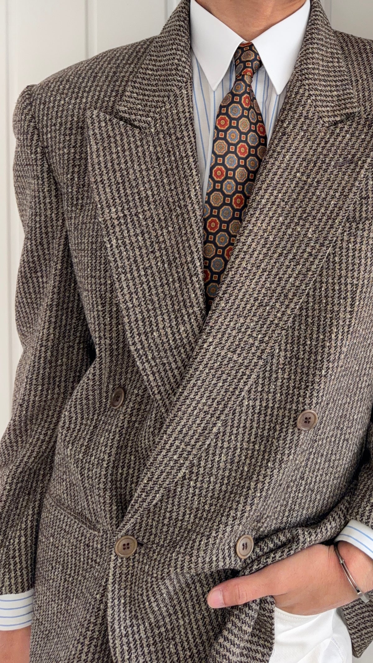 Valentino 1980s Peaked Lapel Double Breasted Textured Wool Sport Jacket Blazer - Size M