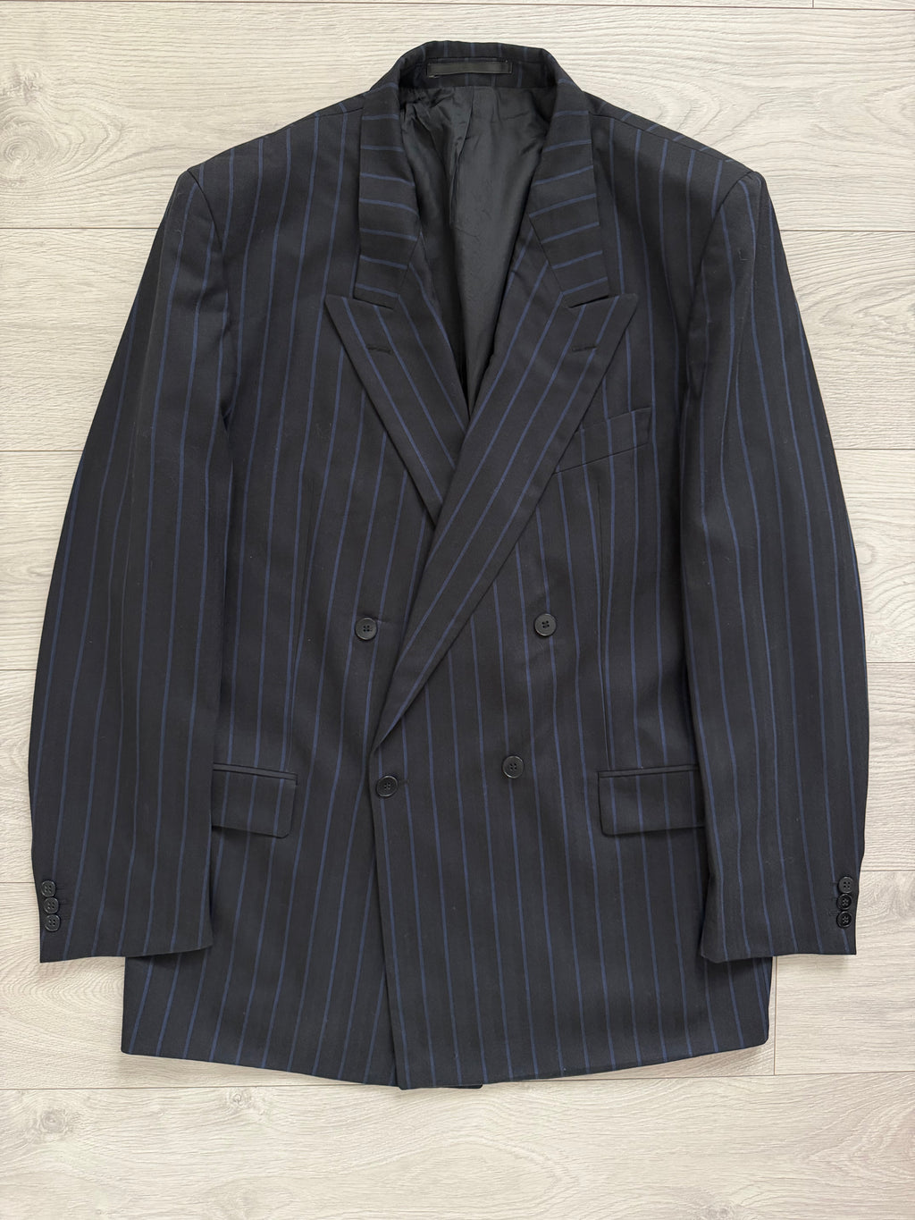 Hugo Boss 1980s Peaked Lapel Double Breasted Pleated Wool Suit - Size XXL Jacket / 34" Waist