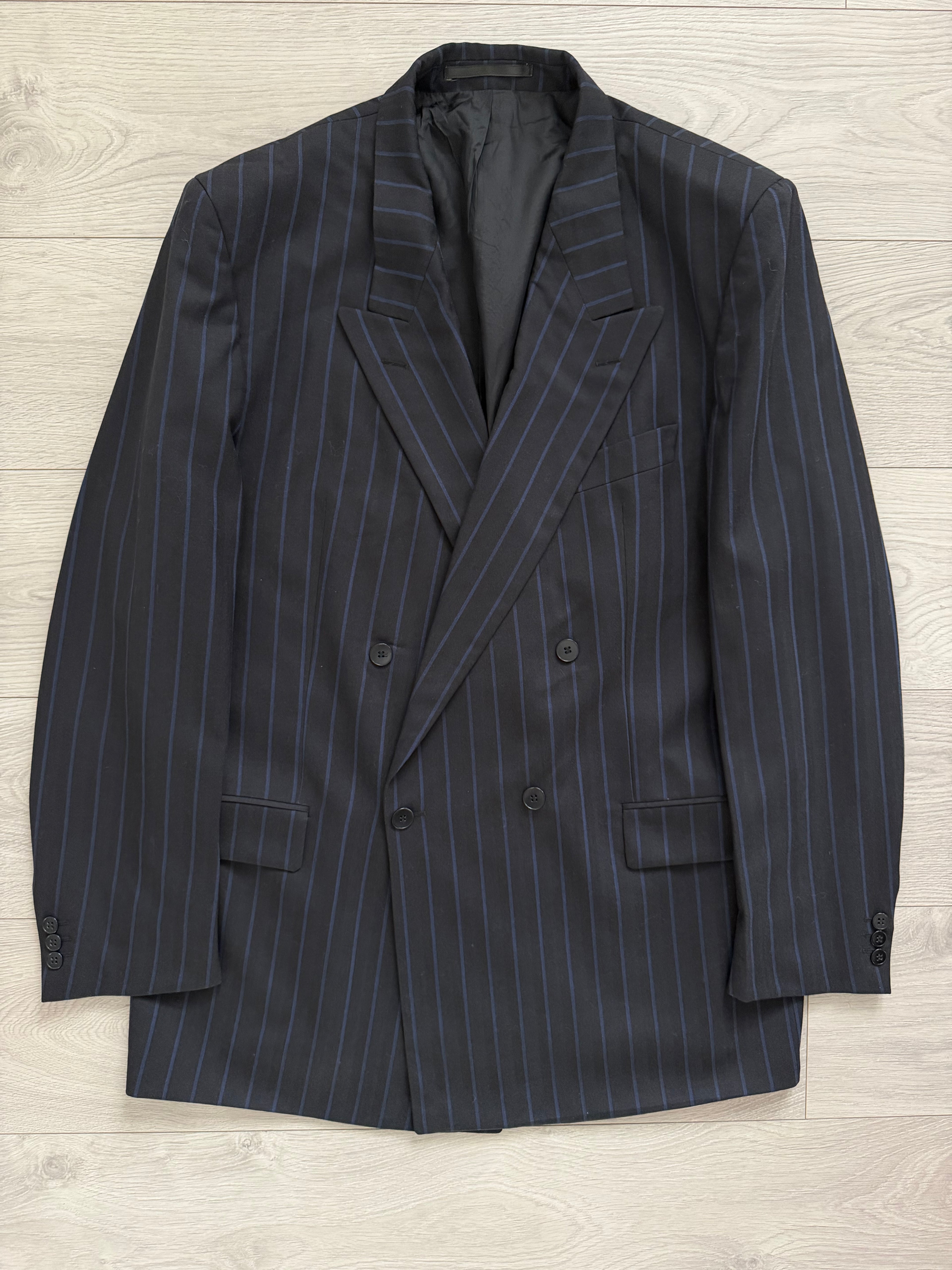 Hugo Boss 1980s Peaked Lapel Double Breasted Pleated Wool Suit - Size XXL Jacket / 34" Waist