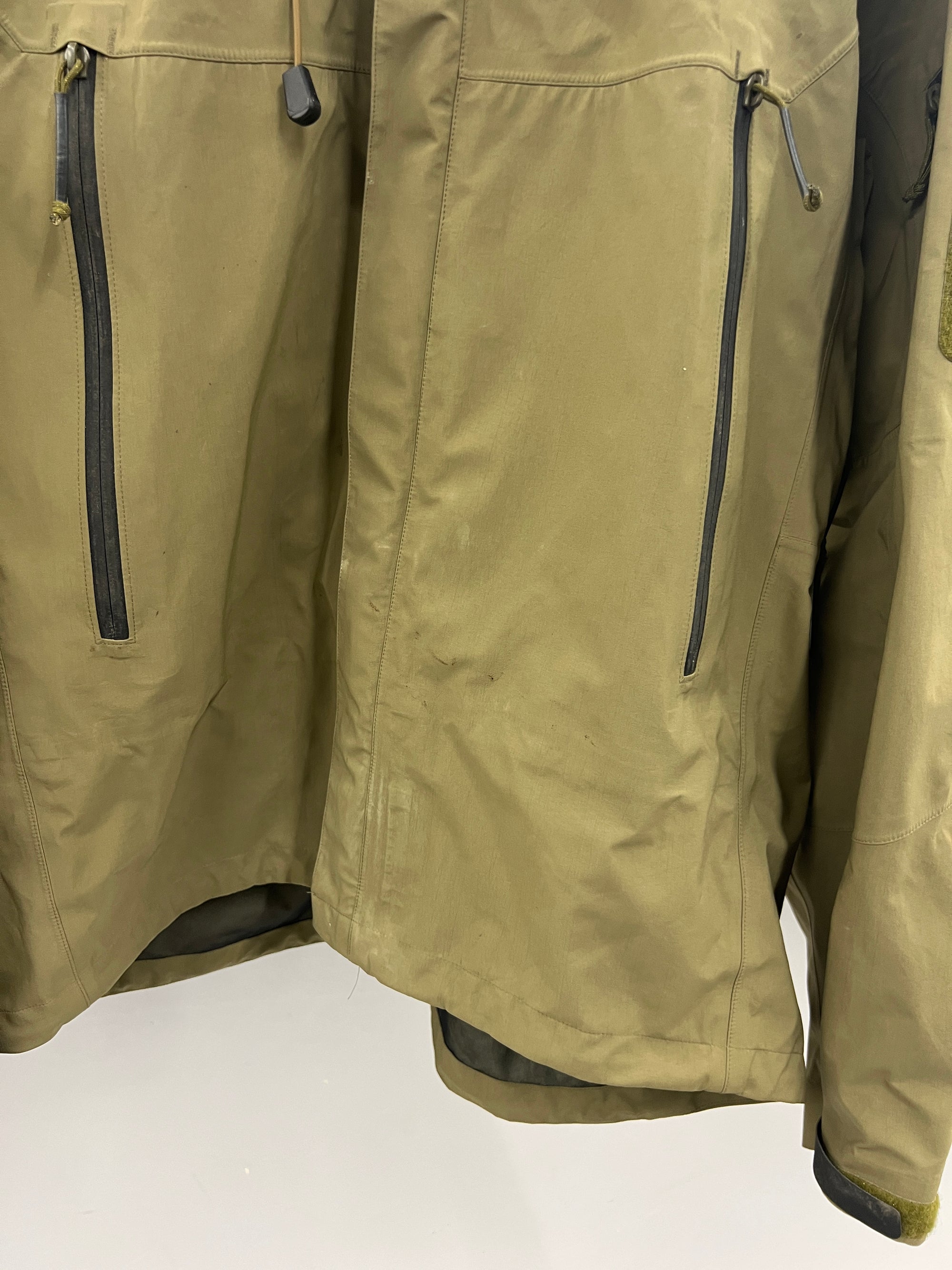 Arcteryx LEAF Alpha GEN 1 GoreTex Jacket Crocodile - Size XL