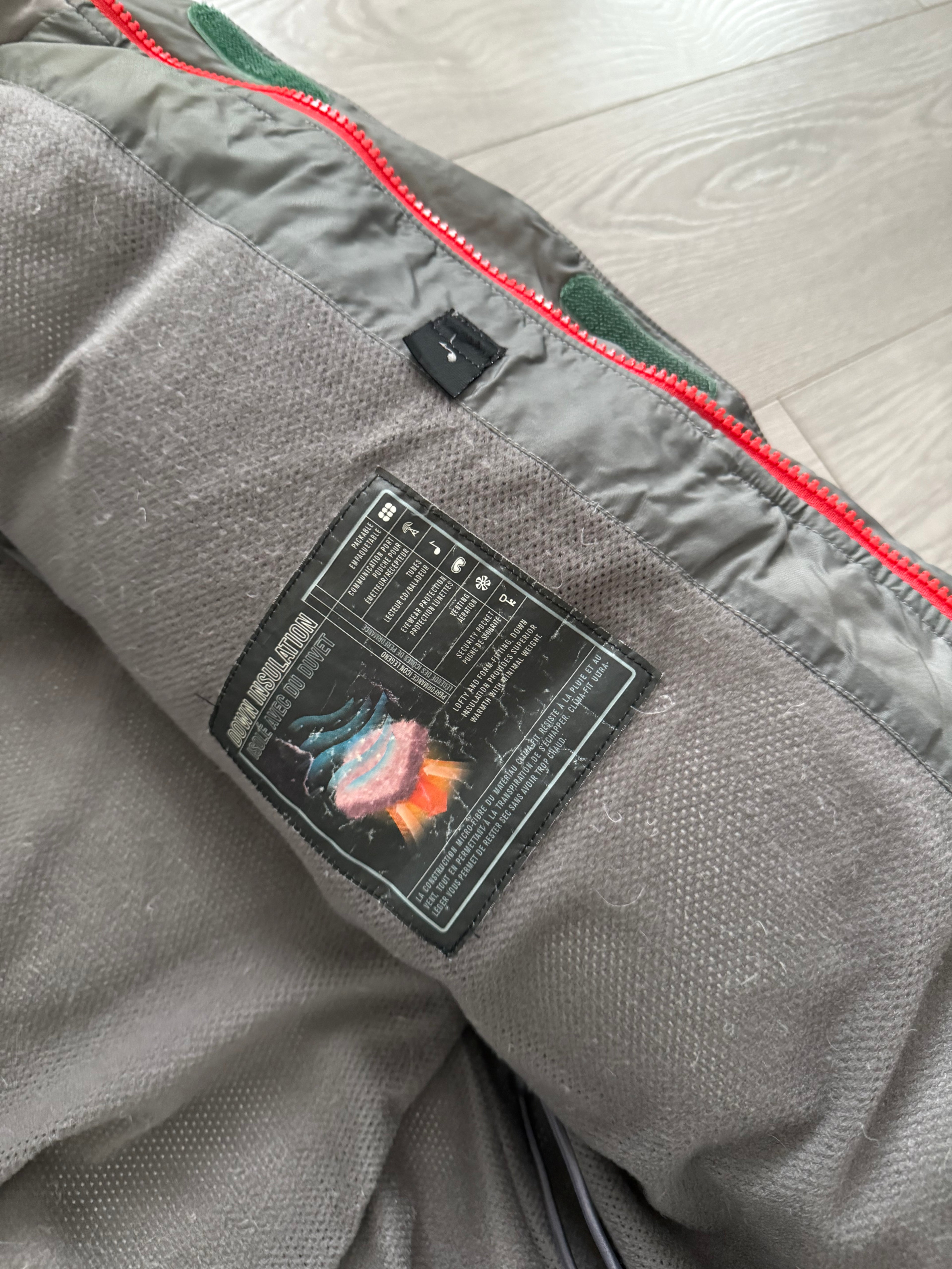 Nike ACG 00s Lungs Era Goose Down Nylon Tech Puffer Jacket - Size XL