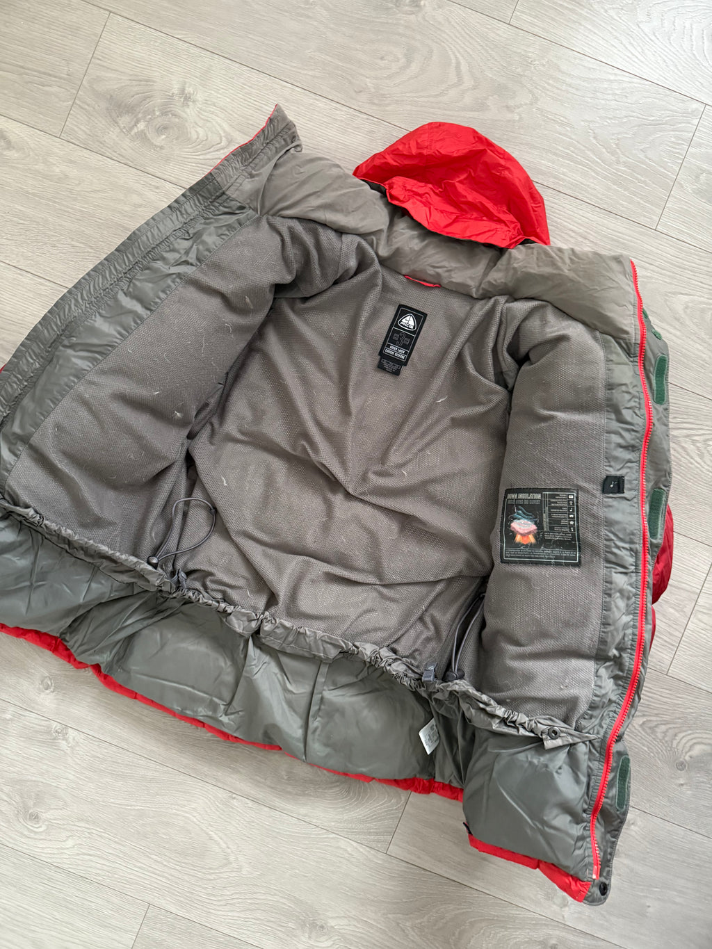 Nike ACG 00s Lungs Era Goose Down Nylon Tech Puffer Jacket - Size XL