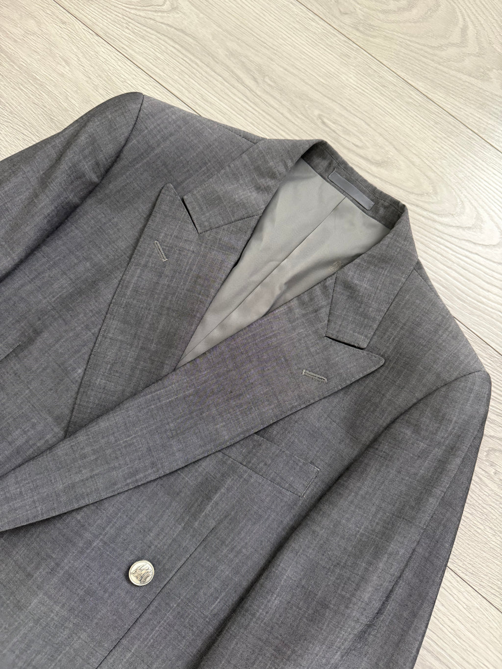 Burberry 1980s Peaked Lapel Double Breasted Pleated Wool Suit Grey - Size S Jacket / 32" Waist