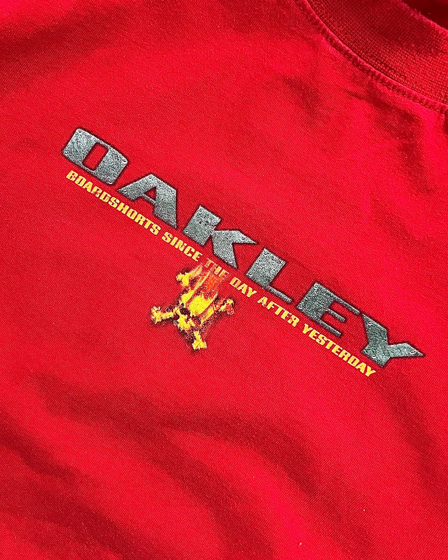 Oakley 00s Flame Metal Surfboard T-Shirt - Size L