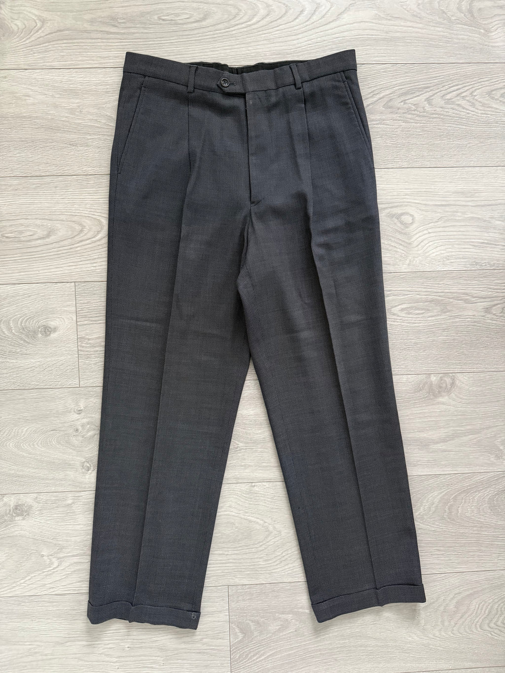 Armani 1990s Peaked Lapel Double Breasted Pleated Wool Grey Suit - Size L Jacket / 34" Waist