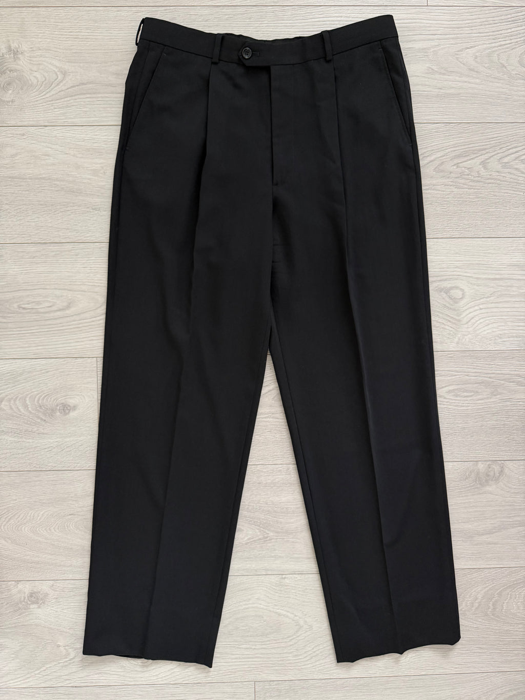 Armani 1990s Peaked Lapel Double Breasted Pleated Wool Suit Black - Size L Jacket / 34" Waist