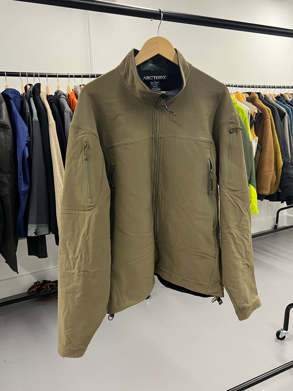Arcteryx LEAF Gen 1 Bravo Softshell Fleece Lined Utility Jacket Crocodile Green - Size XL