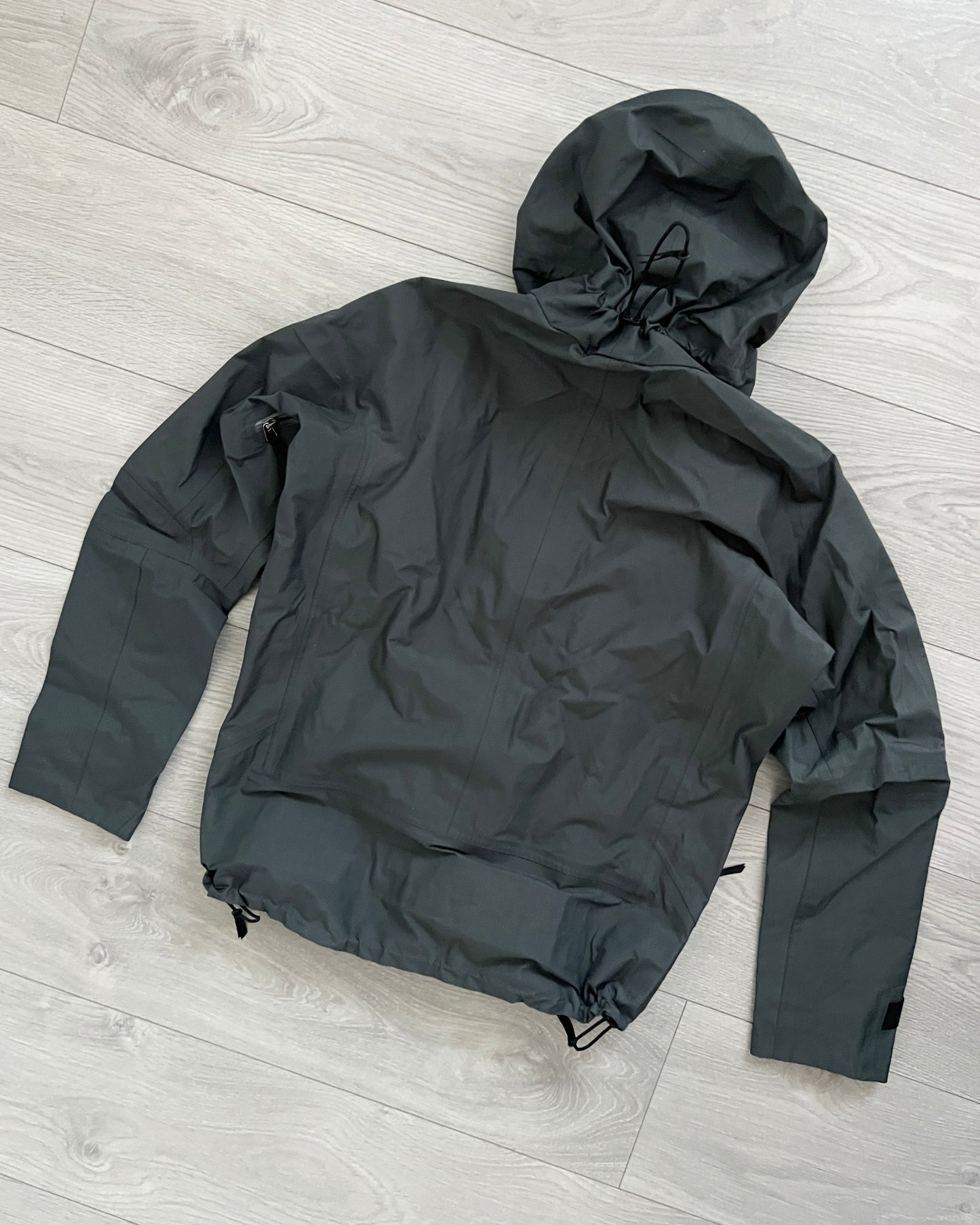 Disaeran by Acronym United Arrows Tactical Tech Shell Jacket - Size S