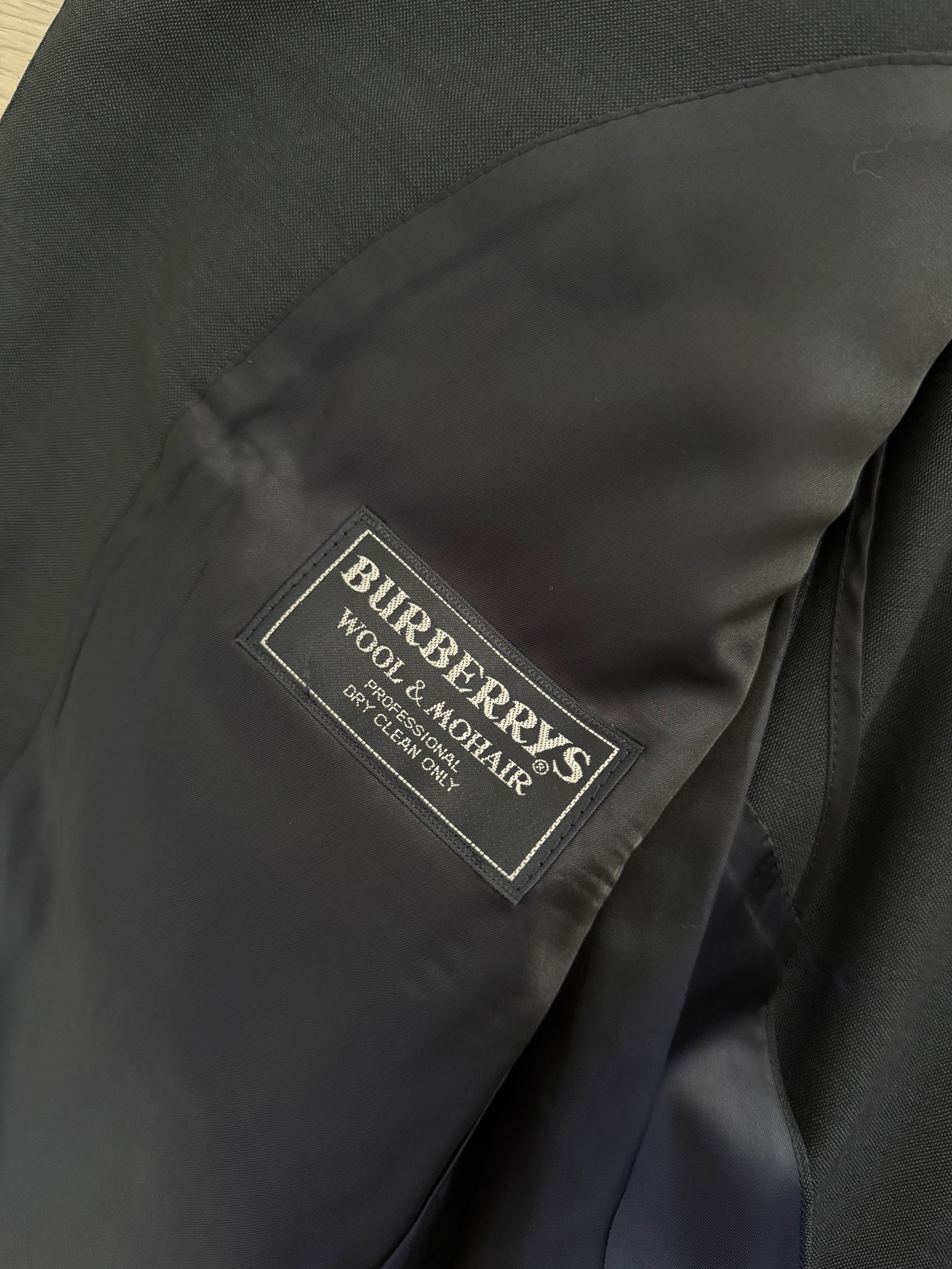 Burberry 1990s 2B Double-Pleat Wool Mohair Navy Suit - Size S Jacket / 32" Waist