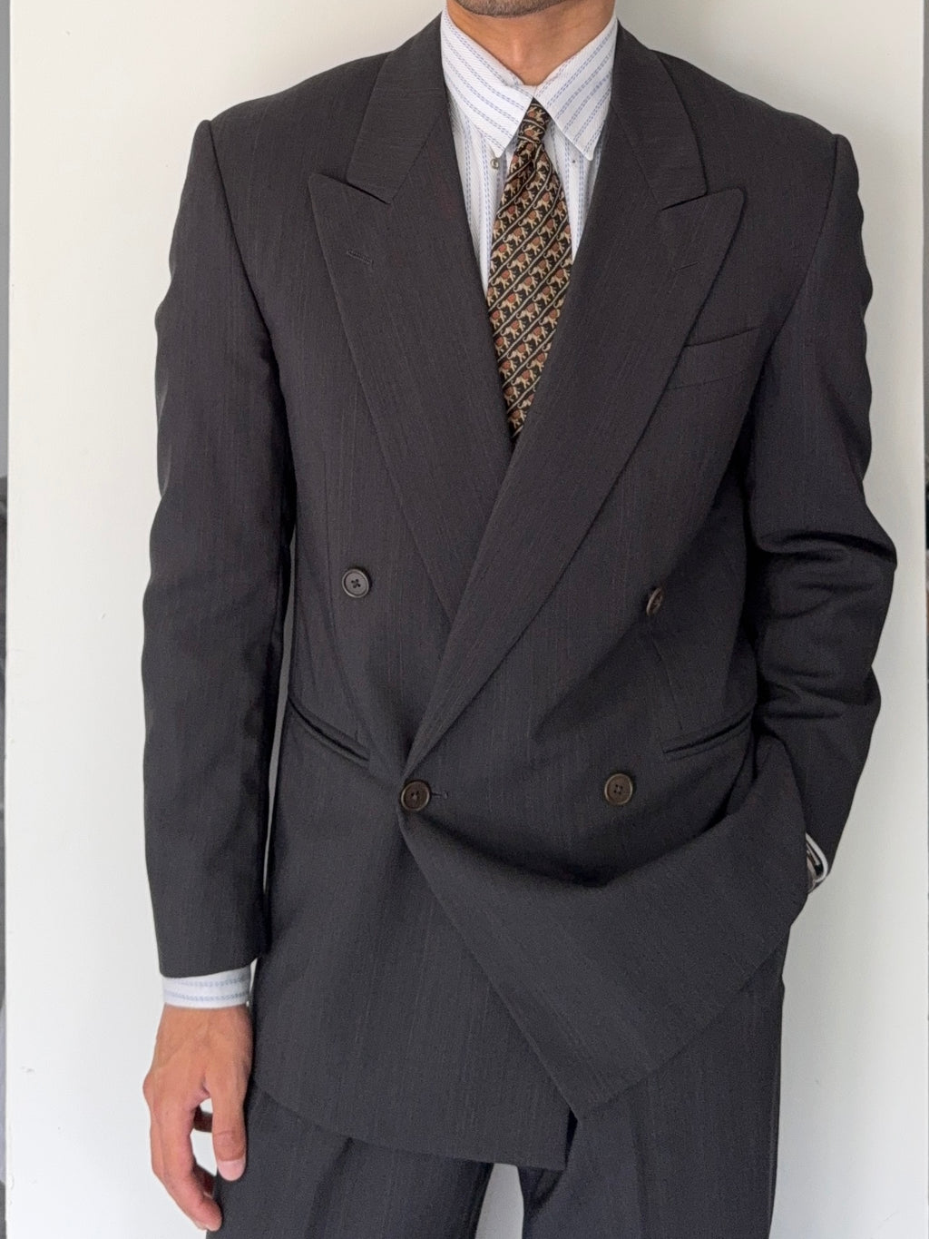 Gianfranco Ferre 1980s Peaked Lapel Double Breasted Pleated Wool Lightweight Suit Grey - Size S Jacket / 29" Waist