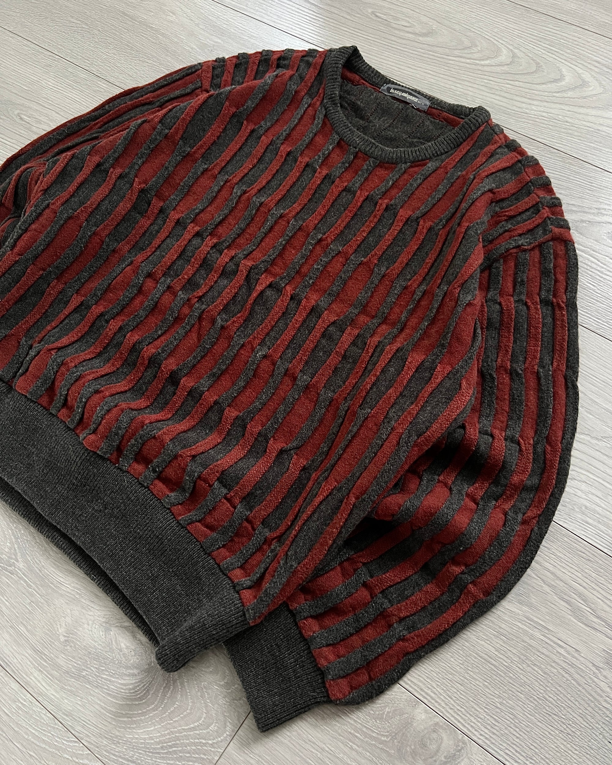 Issey Miyake 1990s 3D Woven Textured Knit Sweater - Size M