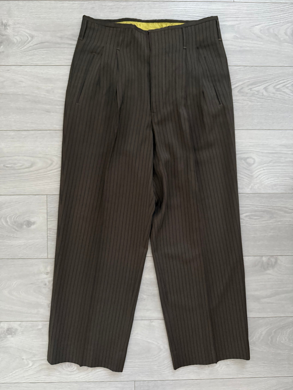 Jean Paul Gaultier 1990s Peaked Lapel Double Breasted Pleated Textured Suit - Size XL Jacket / 34" Waist