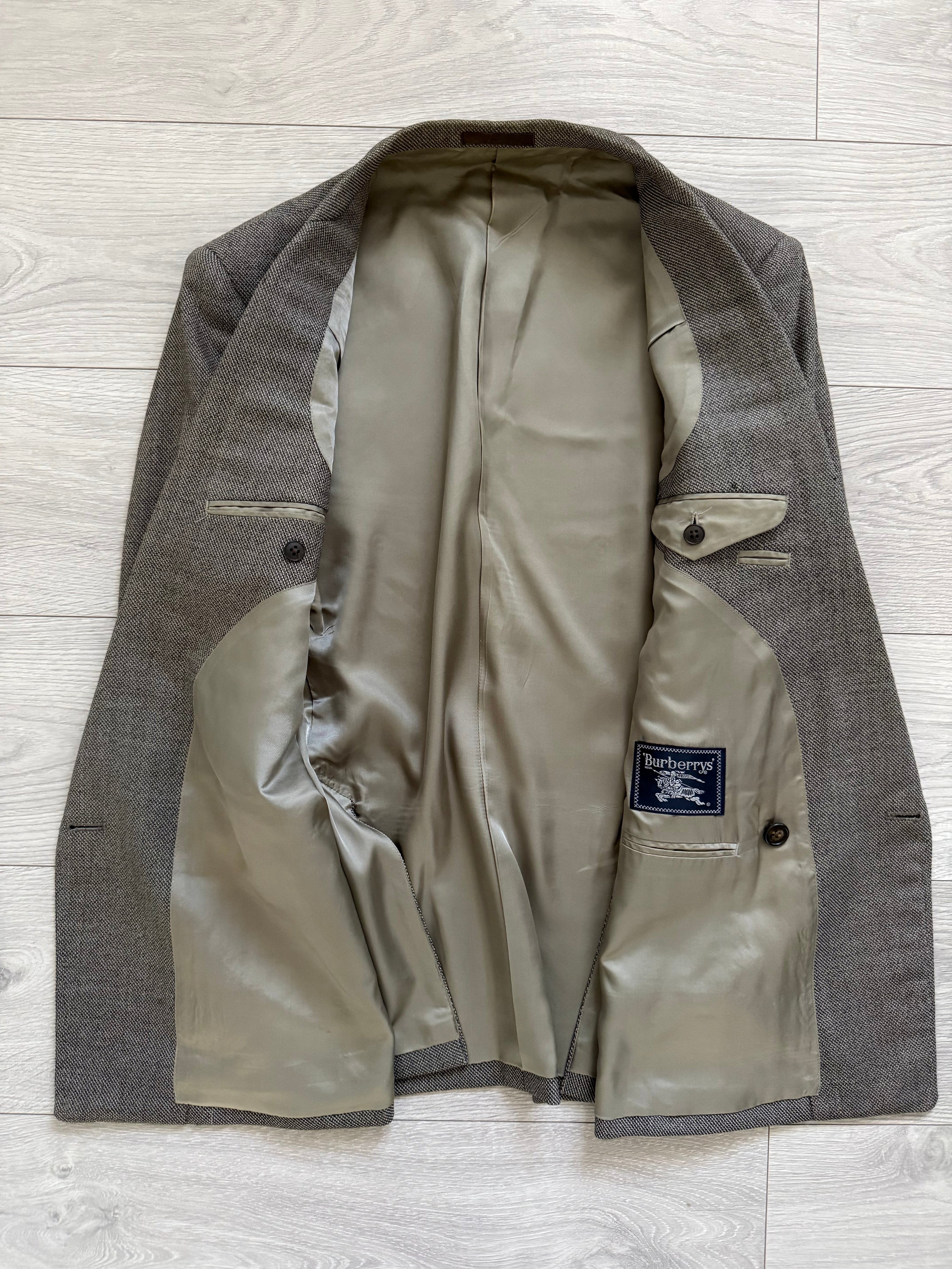 Burberry 1990s Peak Lapel Double Breasted Pleated Textured Taupe Grey Suit - Size M Jacket / 32" Waist