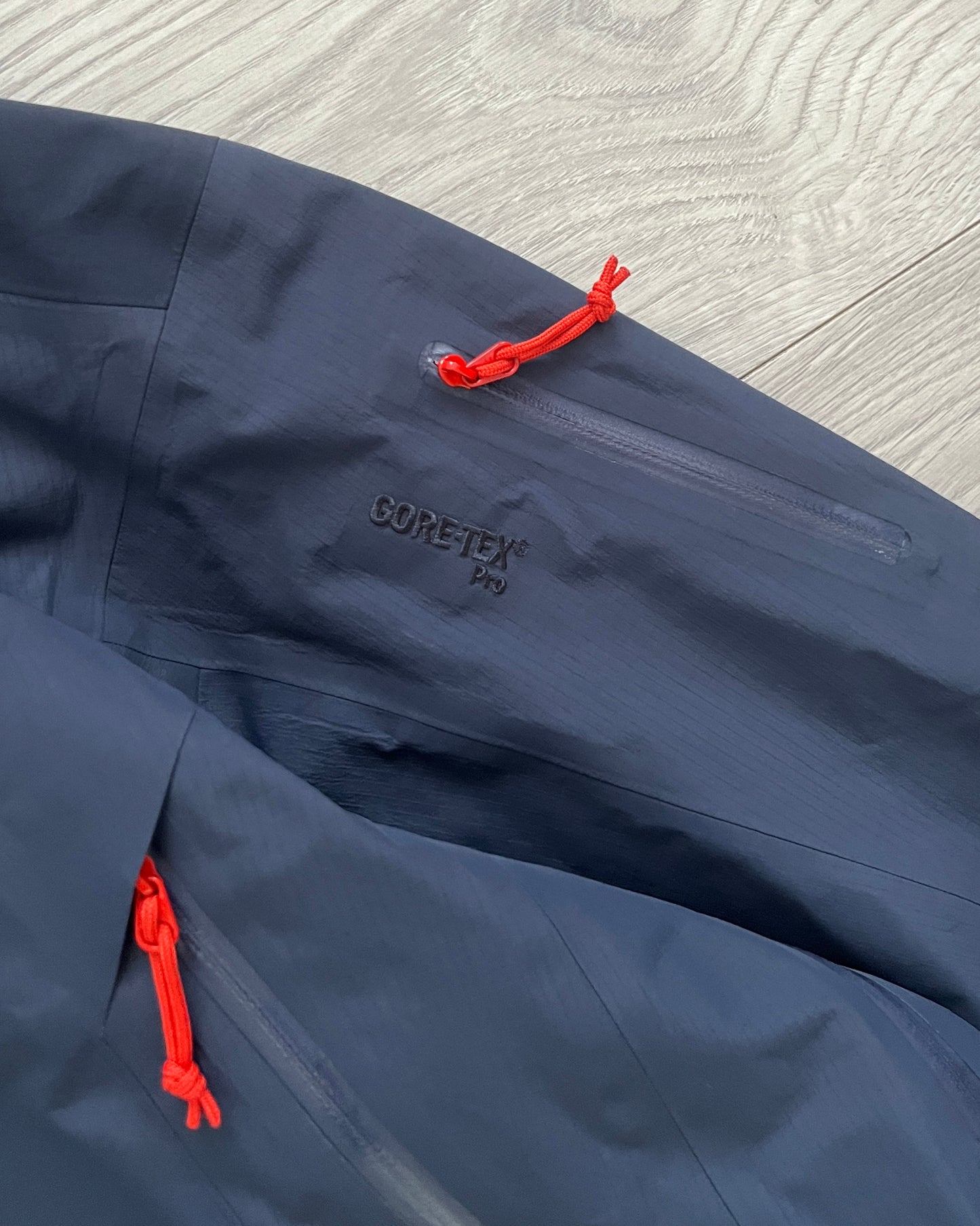 Arcteryx Theta AR Gore-Tex Pro Blue Shell Jacket - Size XL