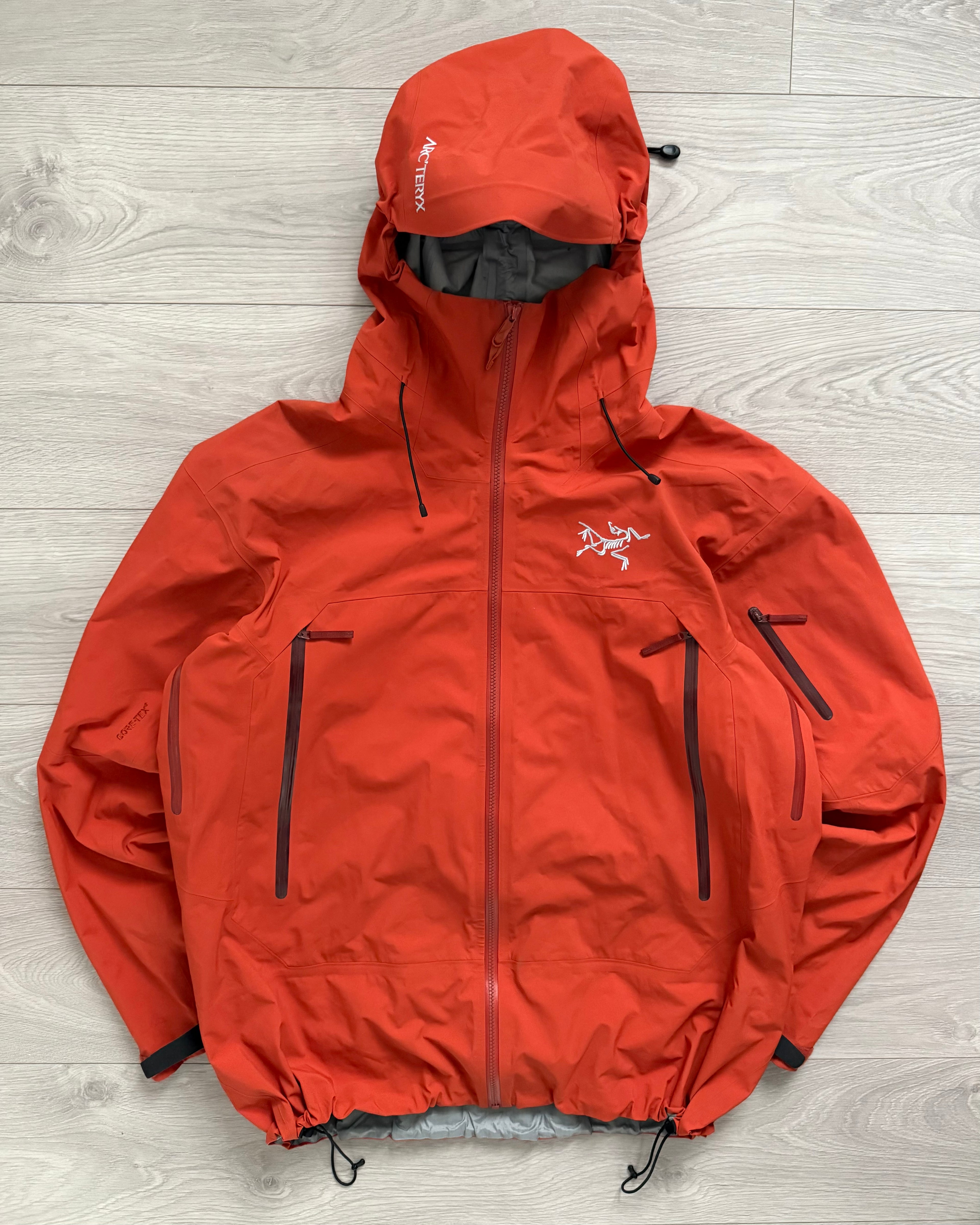 Arc'teryx Sabre Gore-Tex Pro Waterproof Jacket RRP£700 - Size XL