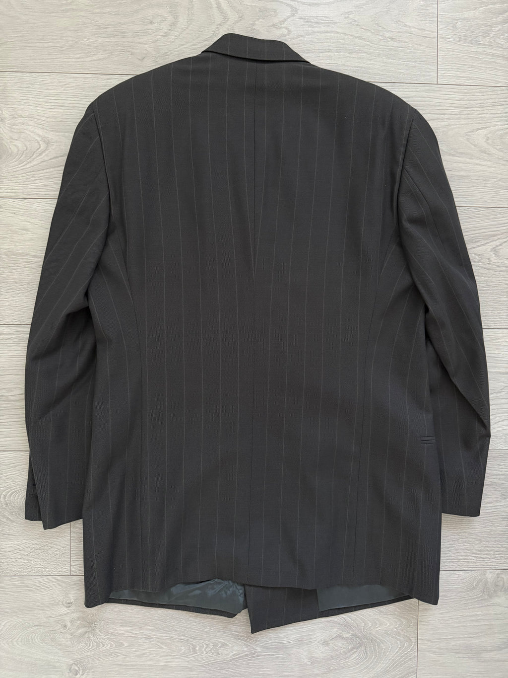 Giorgio Armani 1980s Peaked Lapel Double Breasted Striped Wool Pleated Suit - Size L Jacket / 34" Waist