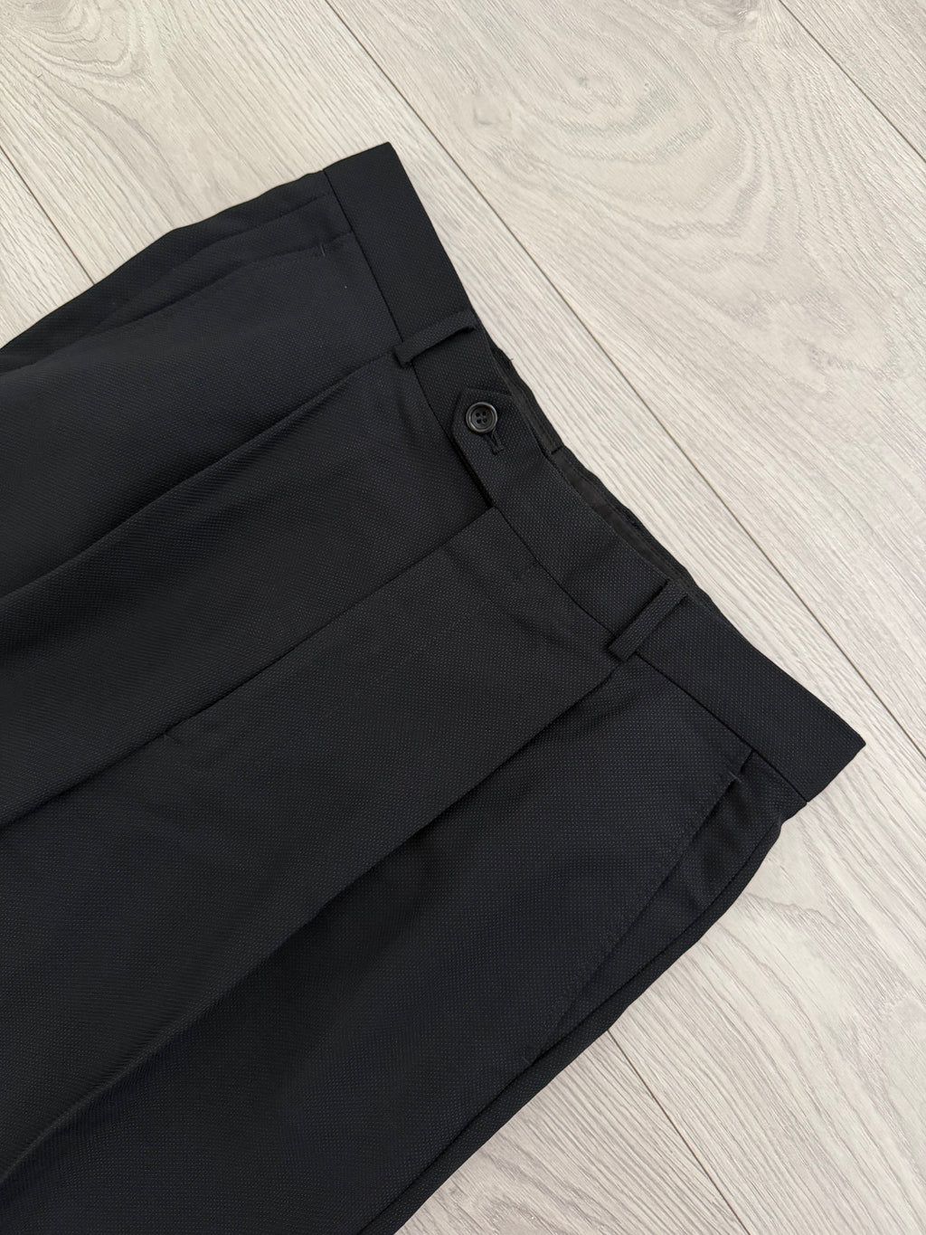 Armani 1990s Peaked Lapel Double Breasted Pleated Textured Wool Suit Black - Size S Jacket / 30" Waist