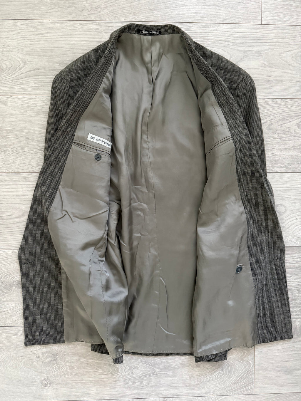 Emporio Armani 1980s Peaked Lapel Double Breasted Textured Wool Pleated Suit - Size S Jacket / 28" Waist