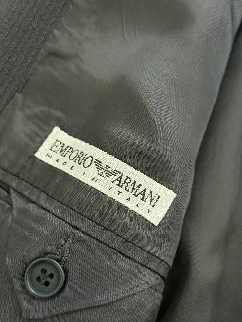 Emporio Armani 1990s 3B Double Pleat Ribbed Weave Draped Wool Suit - Size L Jacket / 34" Waist