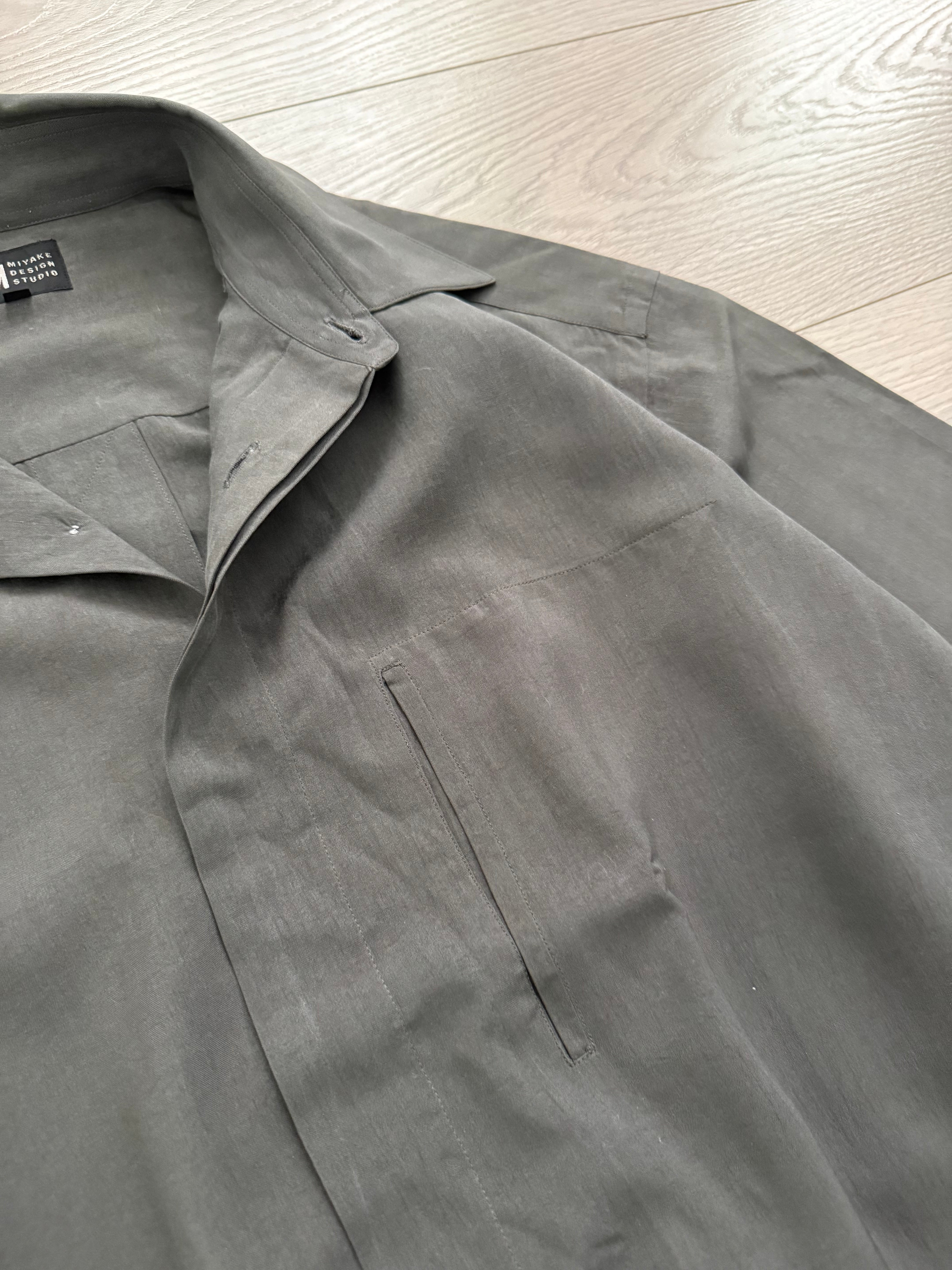 Issey Miyake 1990s Draped Chest Pocket Shirt - Size M – NDWC0 Shop