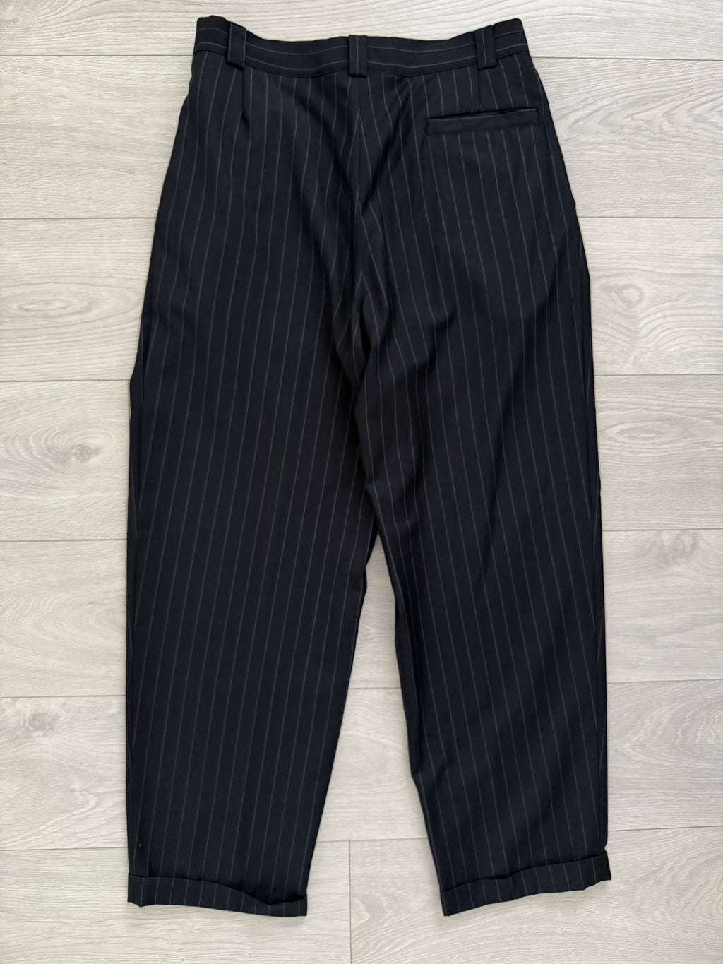 Versace 1980s Peak Lapel Double Breasted Triple Pleated Wool Striped Suit - Size L Jacket / 33" Waist
