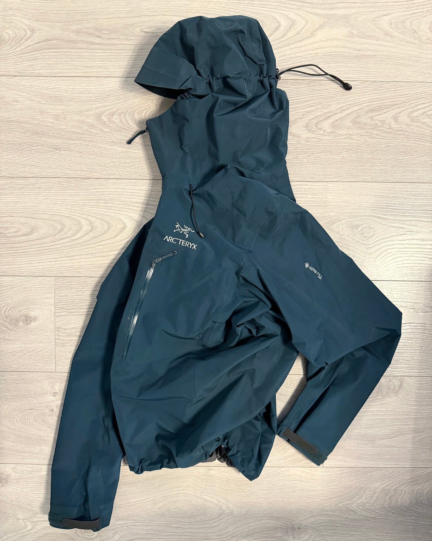 Arc'teryx Alpha FL Gore-Tex Pro Shell Jacket - Size M