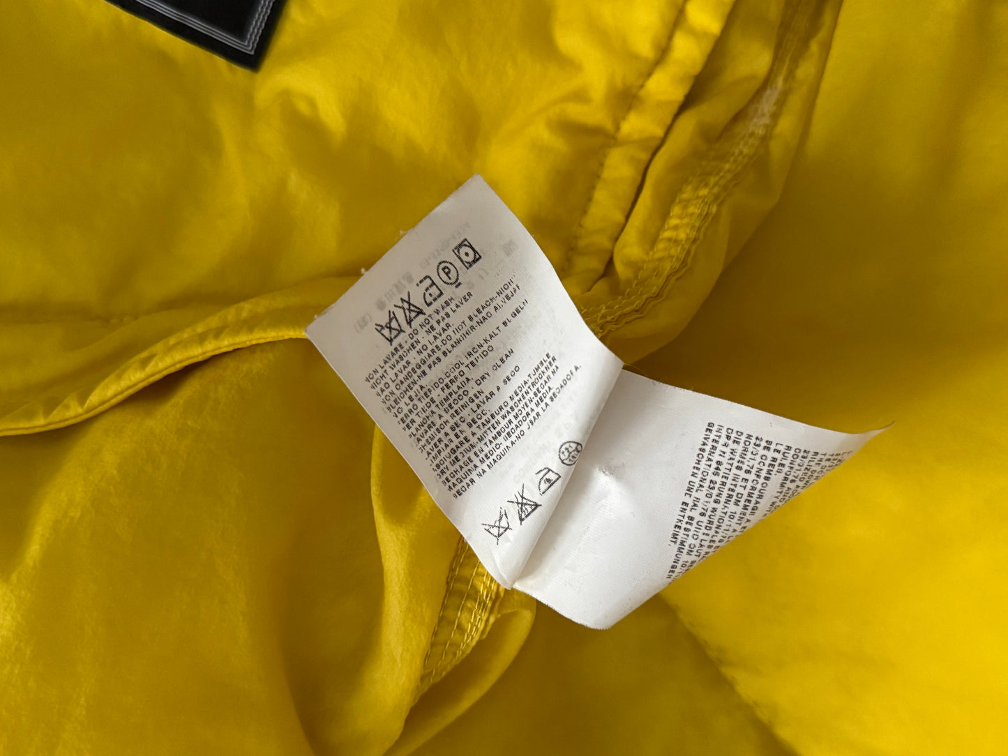 Stone Island FW2005 Mesh Badge Goose Down Puffer Jacket - Size M